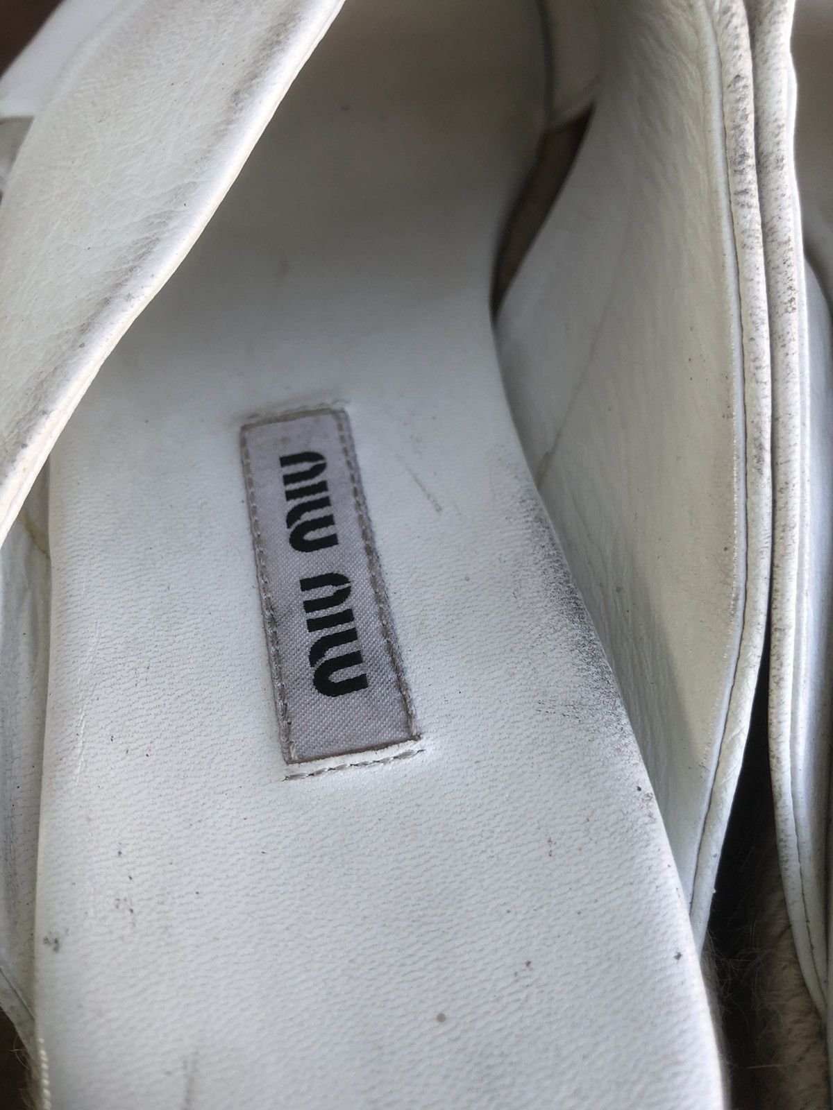 Miu Miu MIU MIU White Leather Sandels Espadrilles Size 35.5 Size US 5.5 / IT 35.5 - 12 Thumbnail