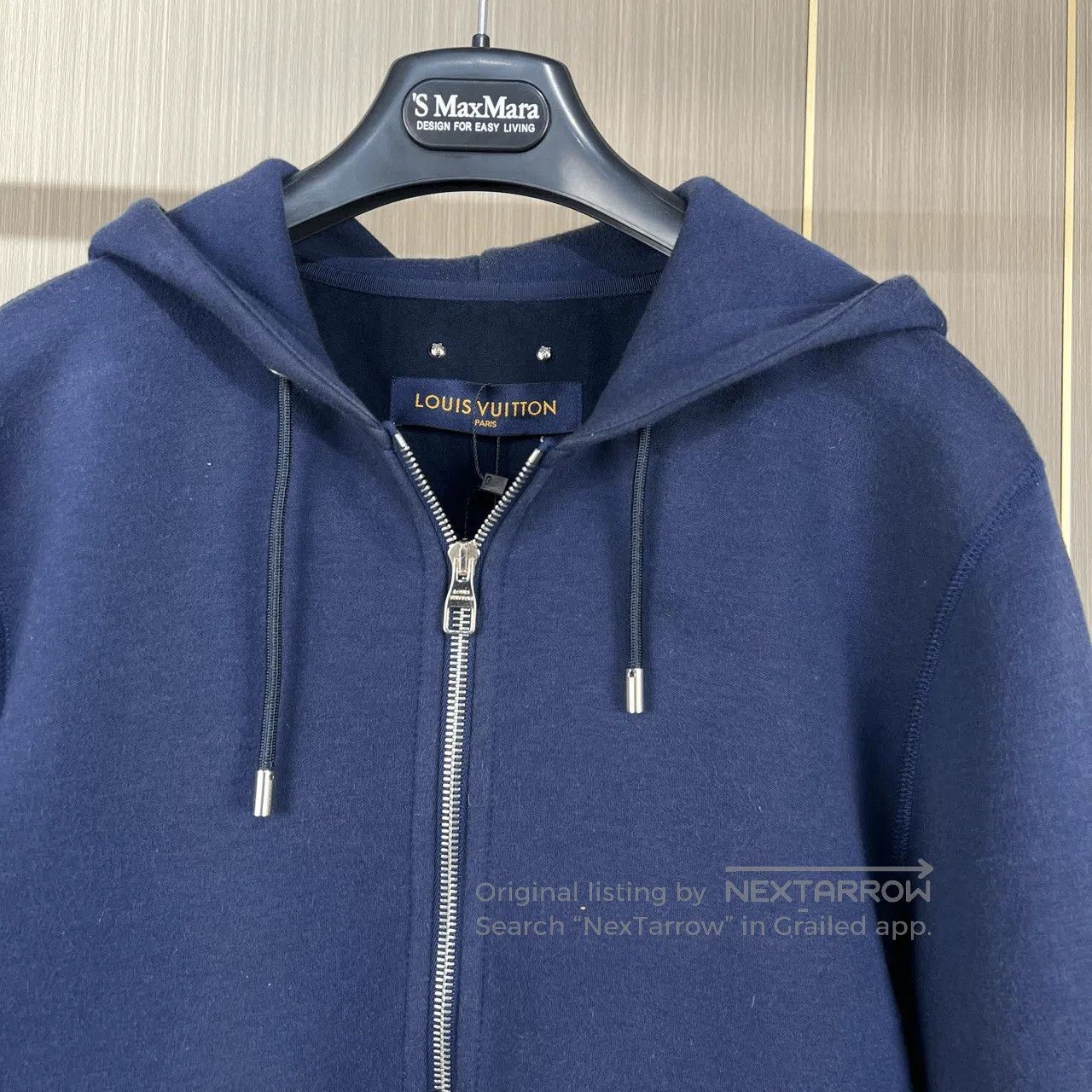 Louis Vuitton louis vuitton logo zip. Size XS / US 0-2 / IT 36-38 - 5 Thumbnail