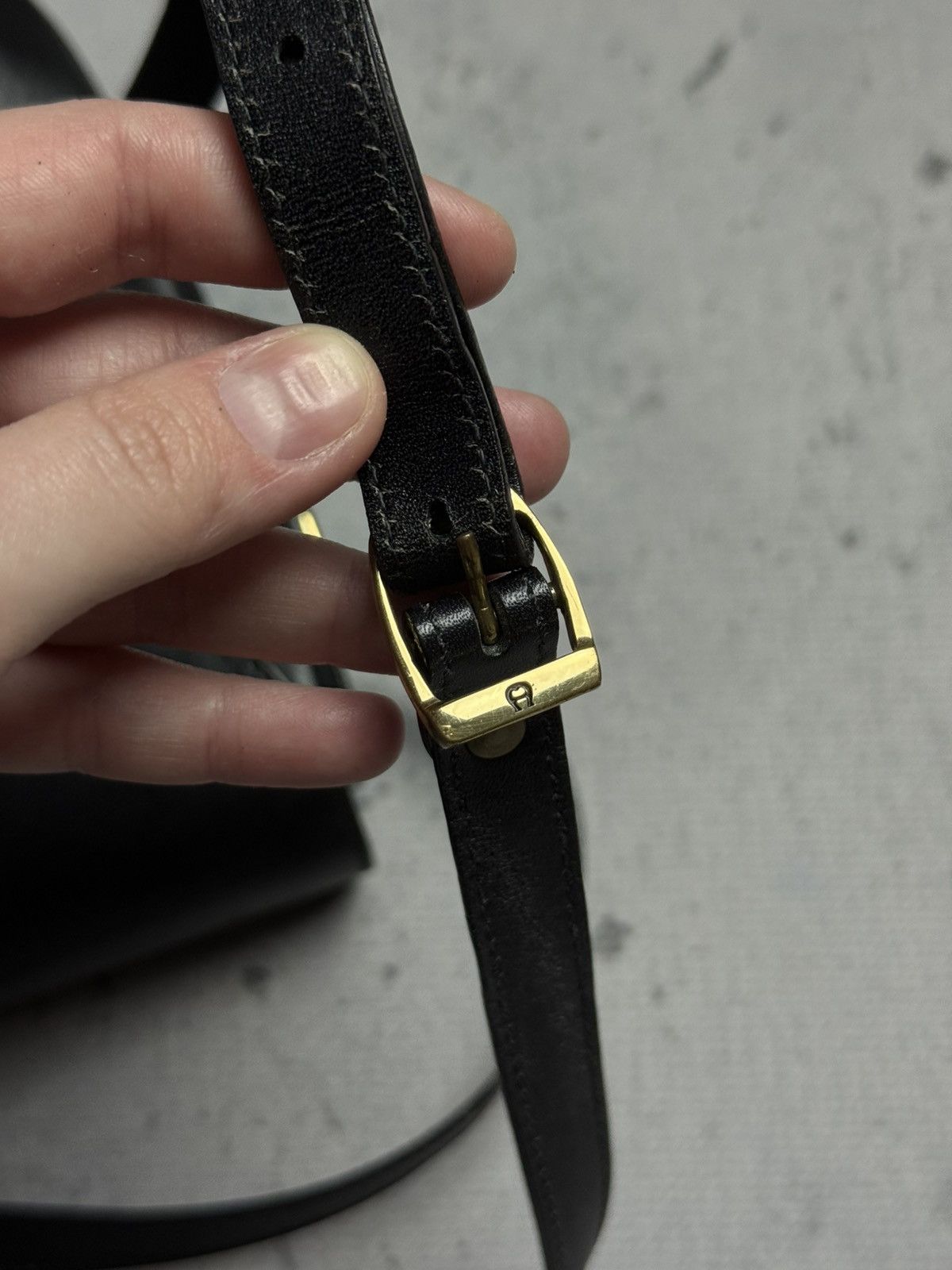 Etienne Aigner Vintage 90s Etienne Aigner Leather Crossbody Shoulders Bag Size ONE SIZE - 15 Thumbnail