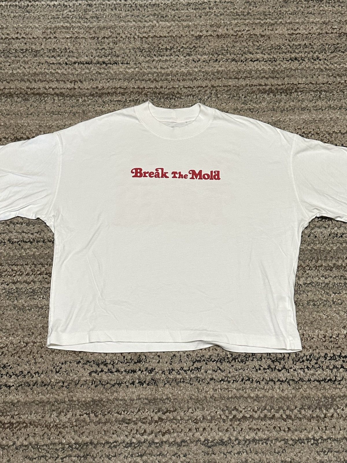 break the mold コレクション t シャツ