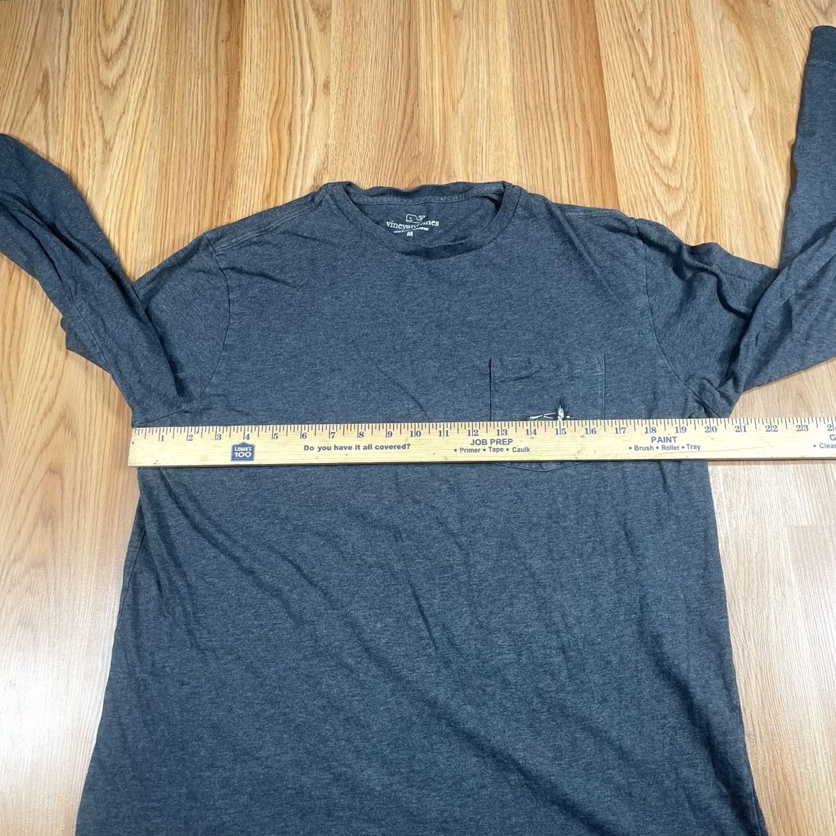 Vineyard Vines Vineyard Vines Long Sleeve T Shirt Mens M Medium Gray Crew Neck Front Pocket Shirt Mens M Gray 90s? Size US M / EU 48-50 / 2 - 6 Thumbnail