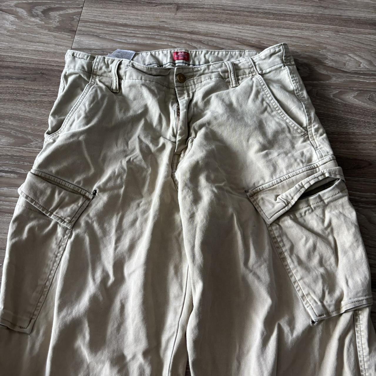 Levi's Crazy Vintage Y2K/2000s Khaki Cream Levis Skater Cargo Pants! 34x30 Size US 34 / EU 50 - 5 Thumbnail