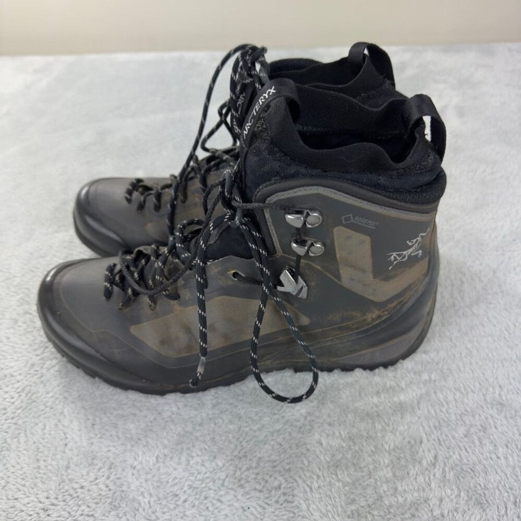 Arc'teryx Arc'teryx Men's Size 8 US/7.5 UK/41 EU Black Hiking Boots Size US 8 / EU 41 - 12 Thumbnail