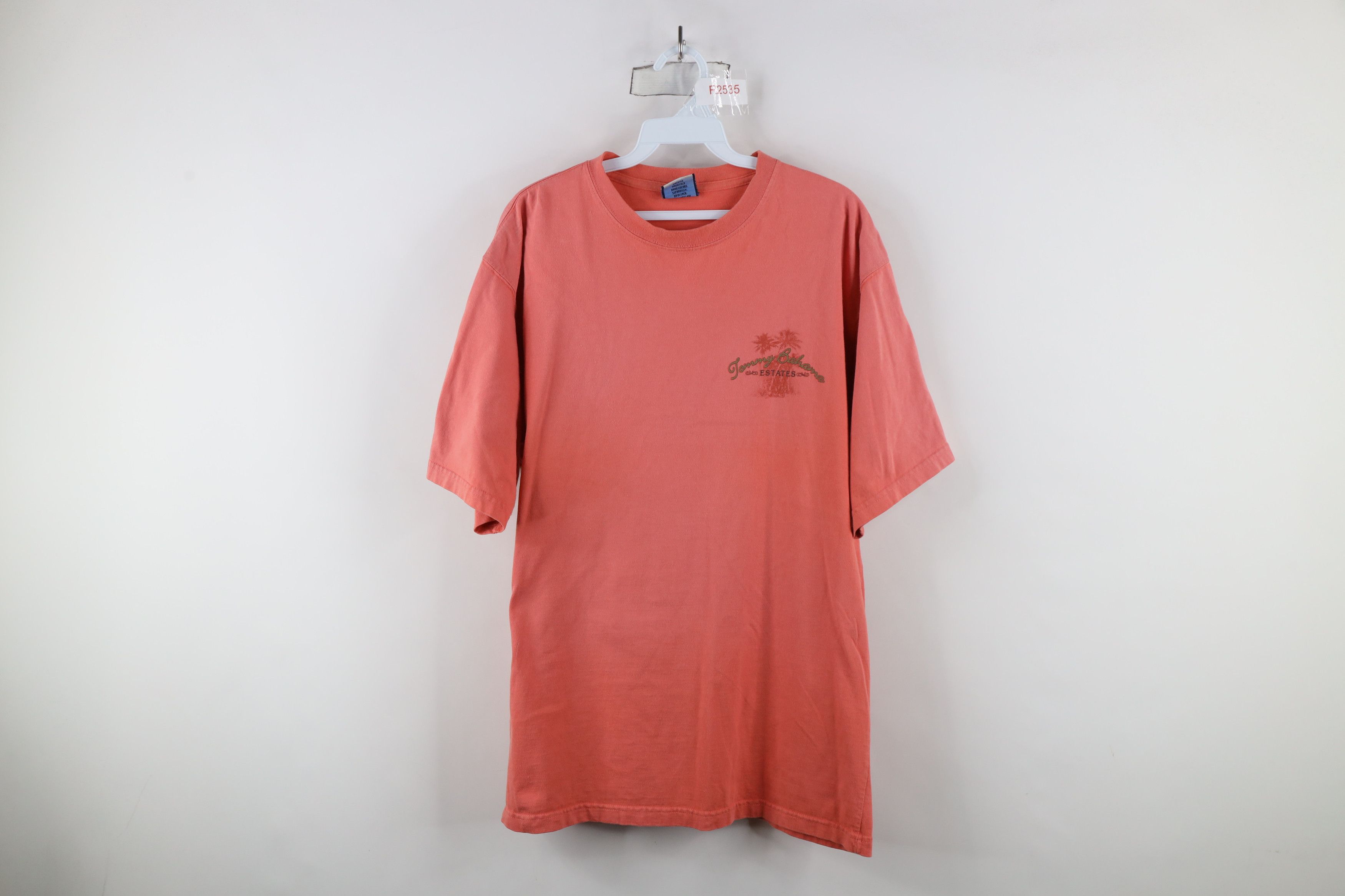 Tommy Bahama × Vintage Vintage Tommy Bahama Estates Spell Out Beach House T-Shirt Size US M / EU 48-50 / 2 - 1 Thumbnail