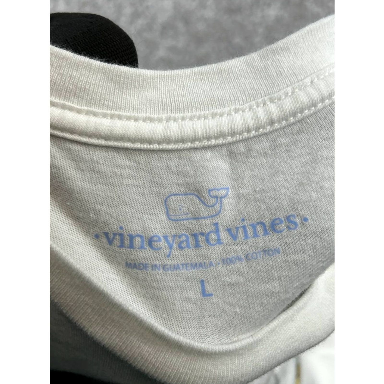 Vineyard Vines Vineyard Vines Shirt Mens Large White Cotton Knit Pullover Logo T-Shirt Regular Crew Neck Button Pockets Preppy Vintage: No Size US L / EU 52-54 / 3 - 4 Thumbnail