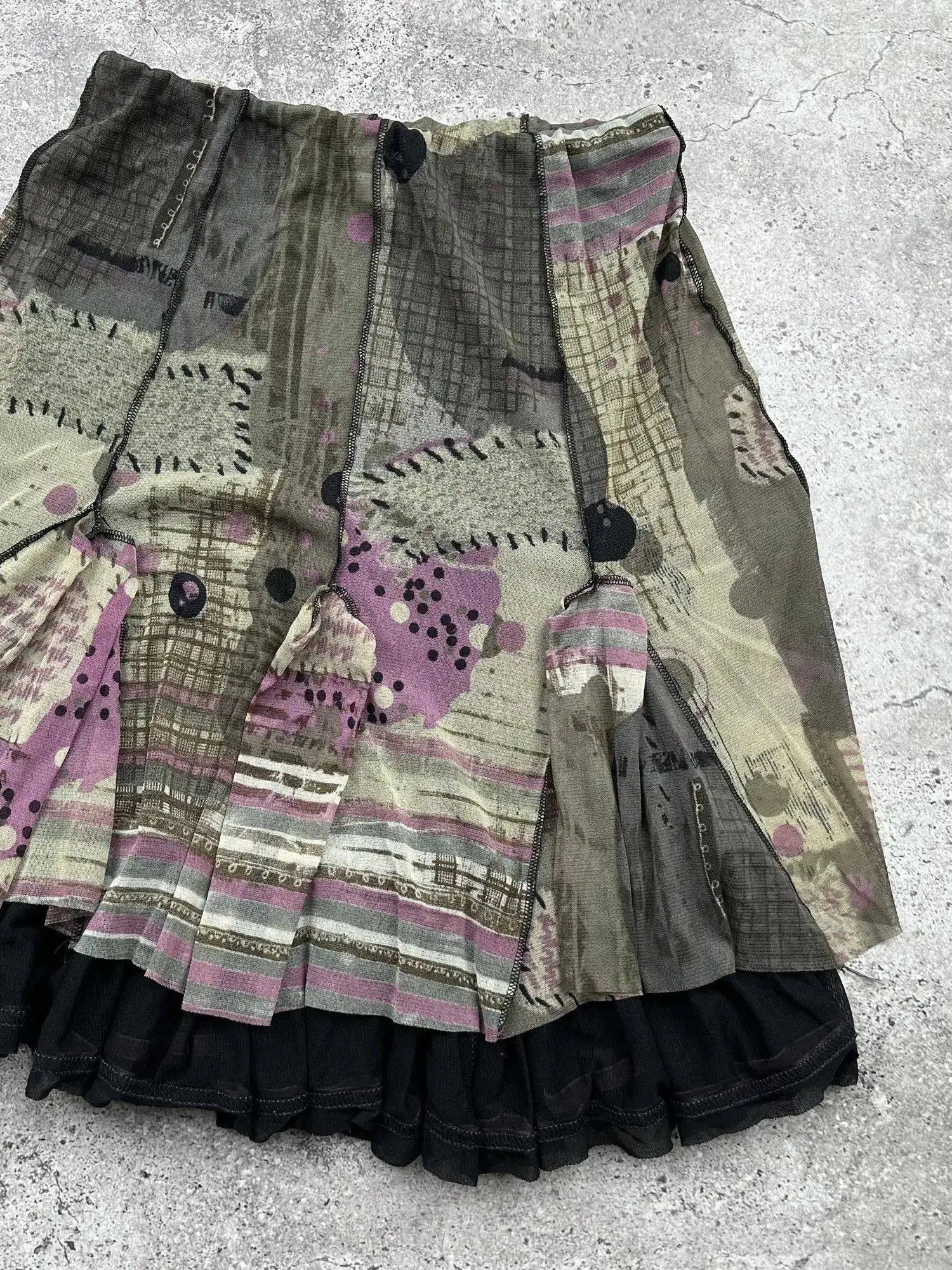 Japanese Brand Vintage Printed Flare Skirt C44(V135)(E8) Size 25" / US 0 / IT 36 - 3 Thumbnail