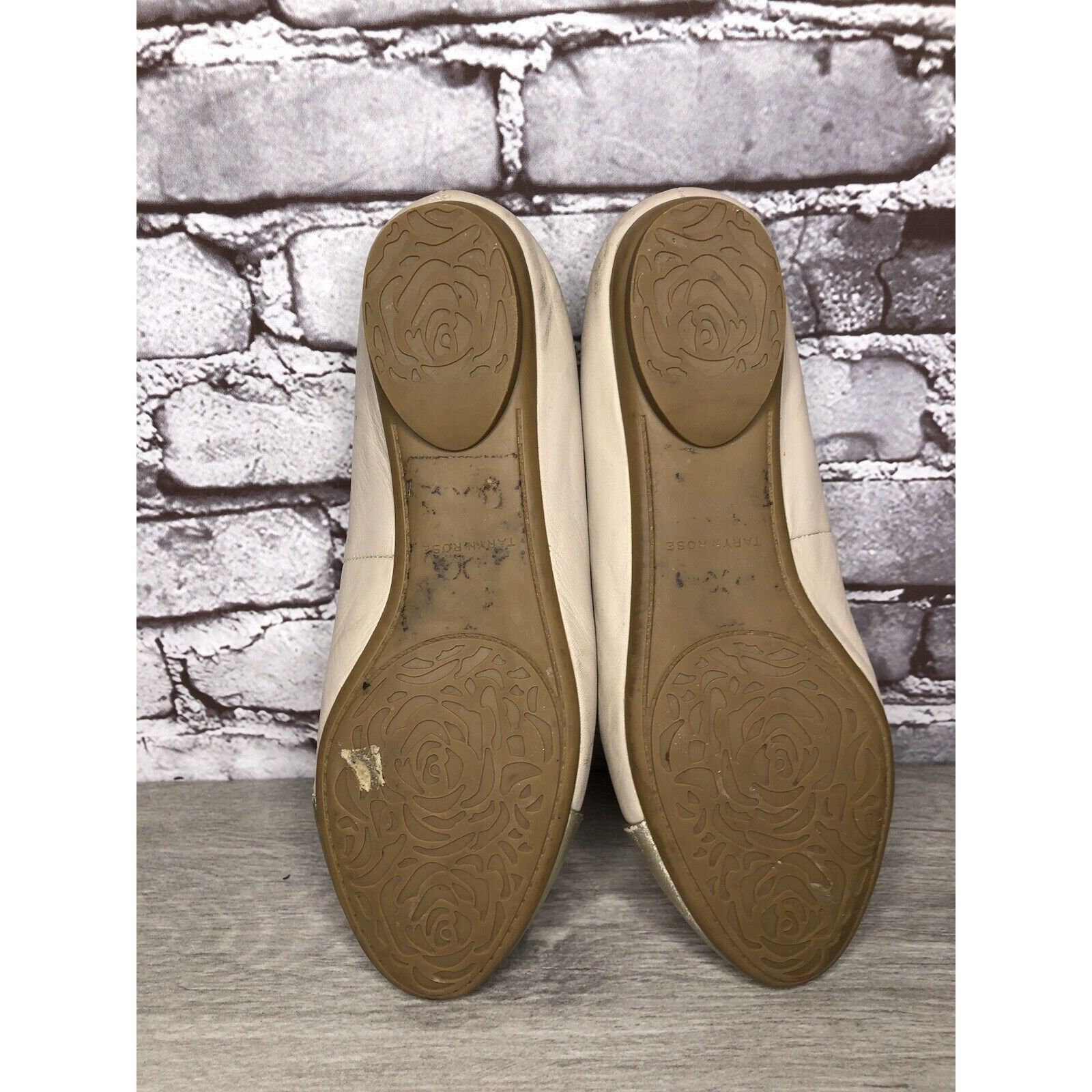 Other Taryn Rose Nude Pink Leather Gold Cap Toe Ballet Flats Women Size US 8.5 / IT 38.5 - 7 Thumbnail