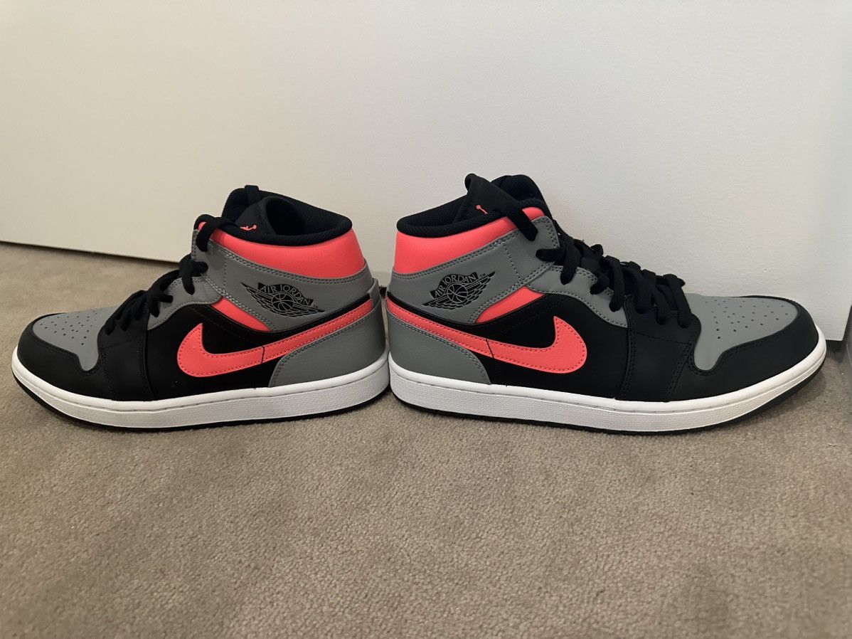 Jordan Brand Air Jordan 1 Mid Pink Shadow Size US 10 / EU 43 - 3 Thumbnail