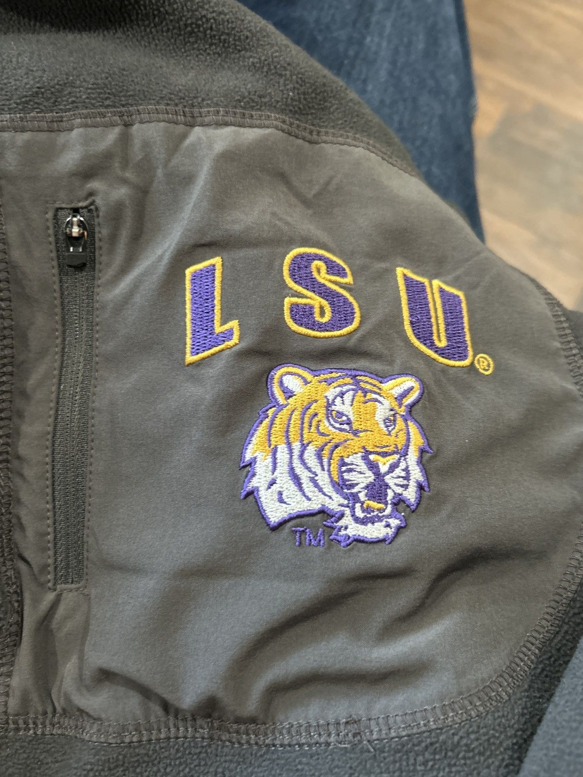Colosseum Athletics LSU grey fleece quarterzip Size US L / EU 52-54 / 3 - 2 Thumbnail