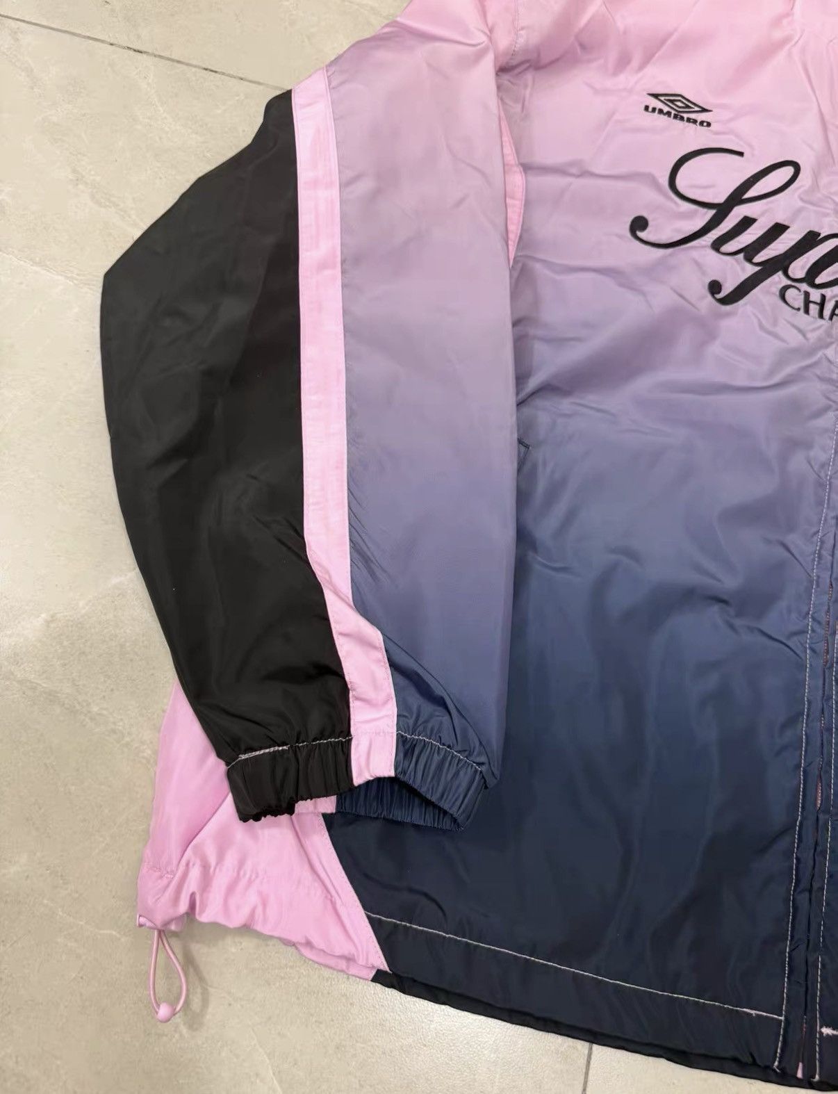 Supreme Supreme Umbro FW25 WEEK8 Gradient Track Jacket J34 Size US M / EU 48-50 / 2 - 2 Thumbnail