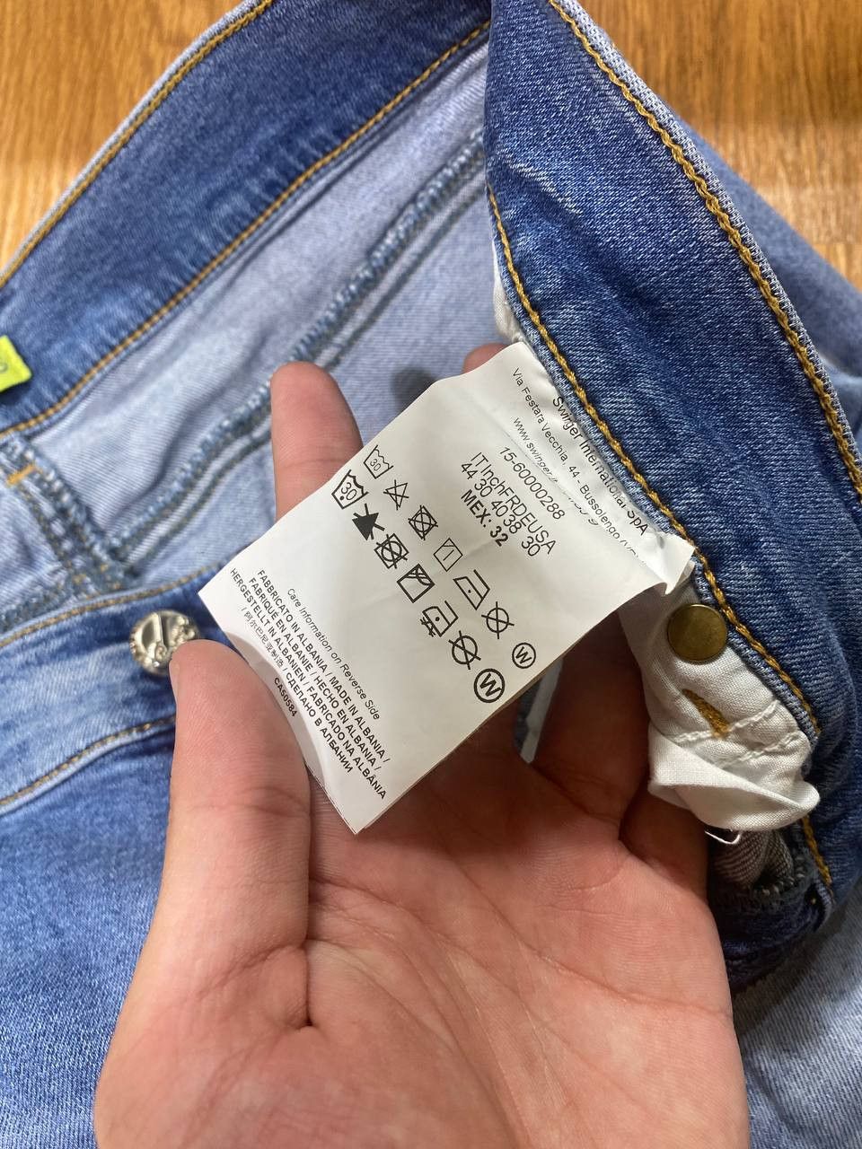 Versace Jeans Couture Versace jeans Couture vintage mens blue jeans pants Size US 32 / EU 48 - 21 Thumbnail