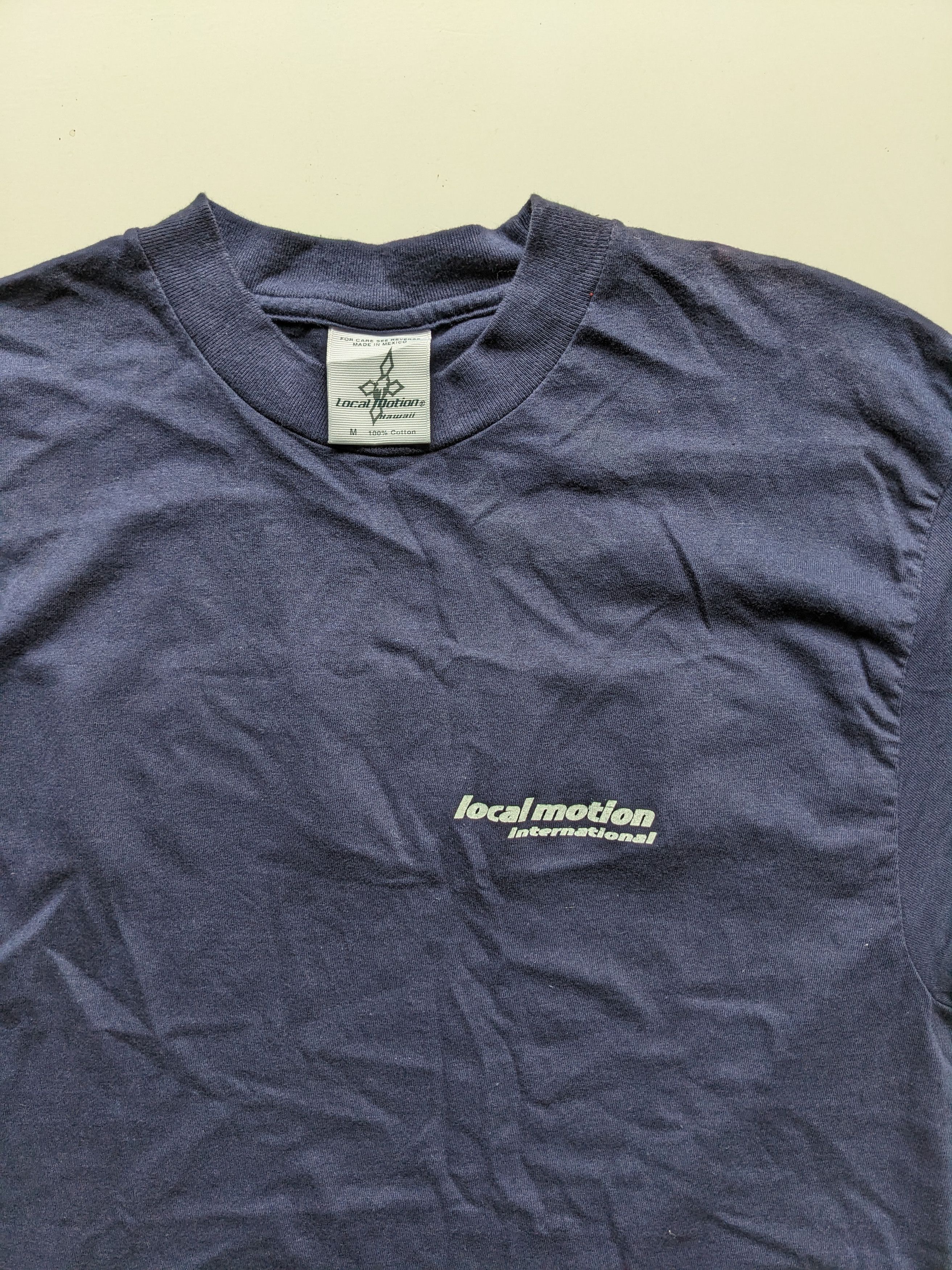 Vintage Vintage 90s Local Motion surfing tee Size US M / EU 48-50 / 2 - 4 Thumbnail