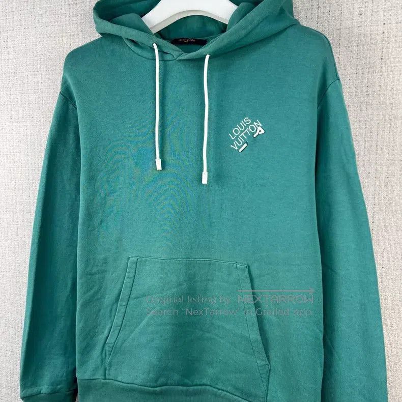 Louis Vuitton Louis Vuitton Solid pin logo monogram embroidered hooded s Size US XL / EU 56 / 4 - 2 Thumbnail
