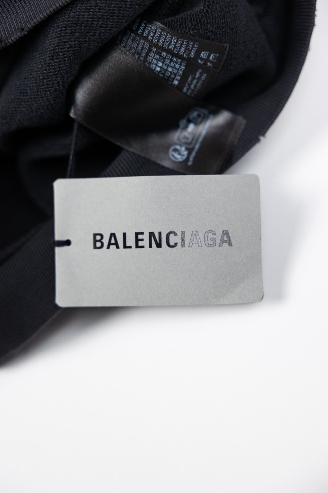 Balenciaga Balenciaga See Now Buy Now Distressed Hoodie Size US S / EU 44-46 / 1 - 9 Thumbnail