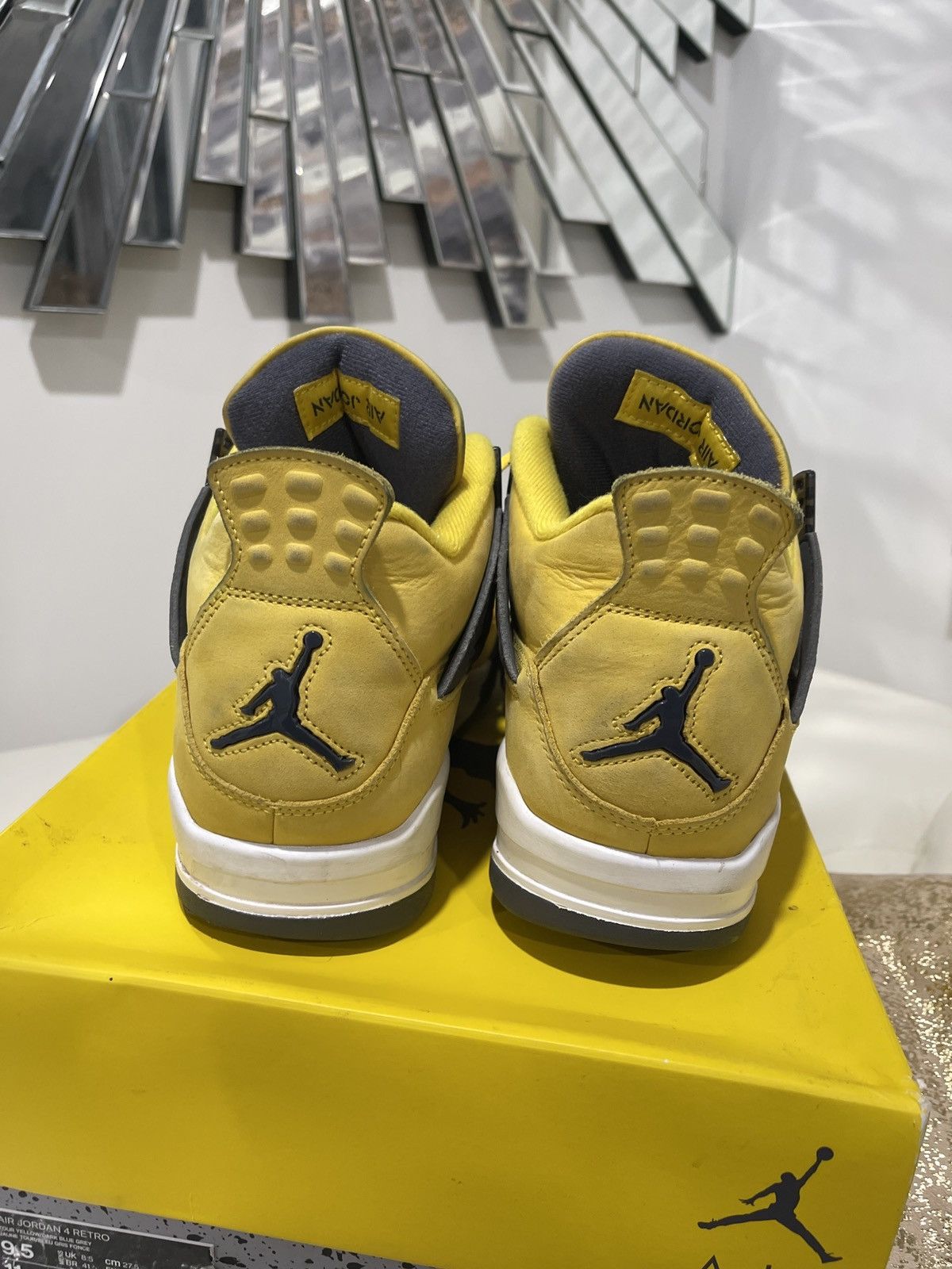 Nike Air Jordan 4 Retro 'Lightning' 2021 Size US 9.5 / EU 42-43 - 4 Thumbnail