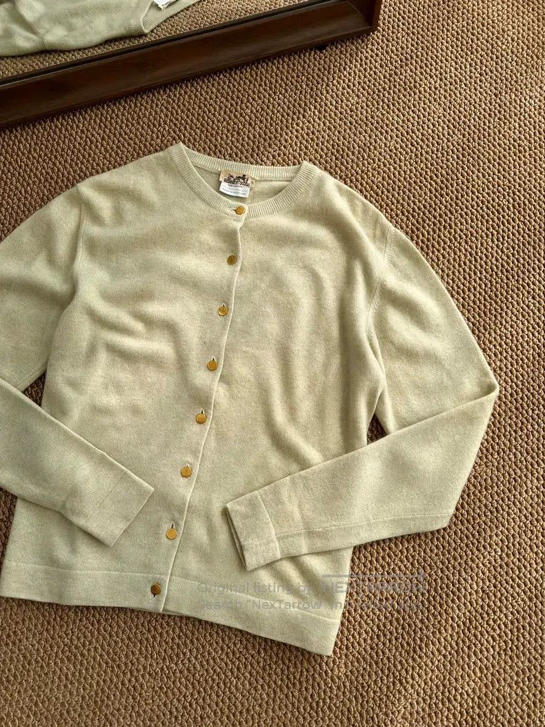 Hermes Hermes Gold Button Cashmere Knit Top, Madder Red Size L / US 10 / IT 46 - 1 Thumbnail