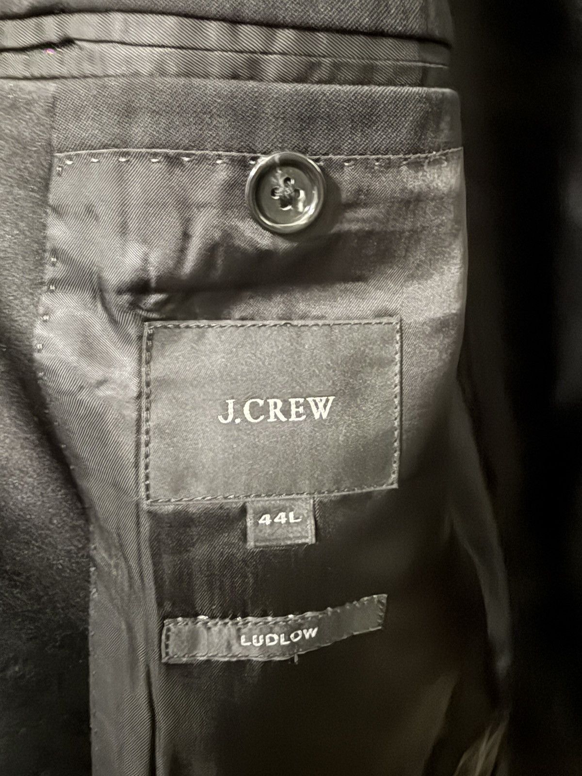 J.Crew J. Crew Ludlow tuxedo, Italian wool Size 44L - 9 Thumbnail