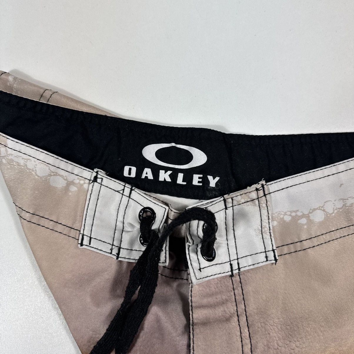 Oakley vintage 90s oakley shorts beer print humor Y2K RARE Size US 36 / EU 52 - 6 Thumbnail