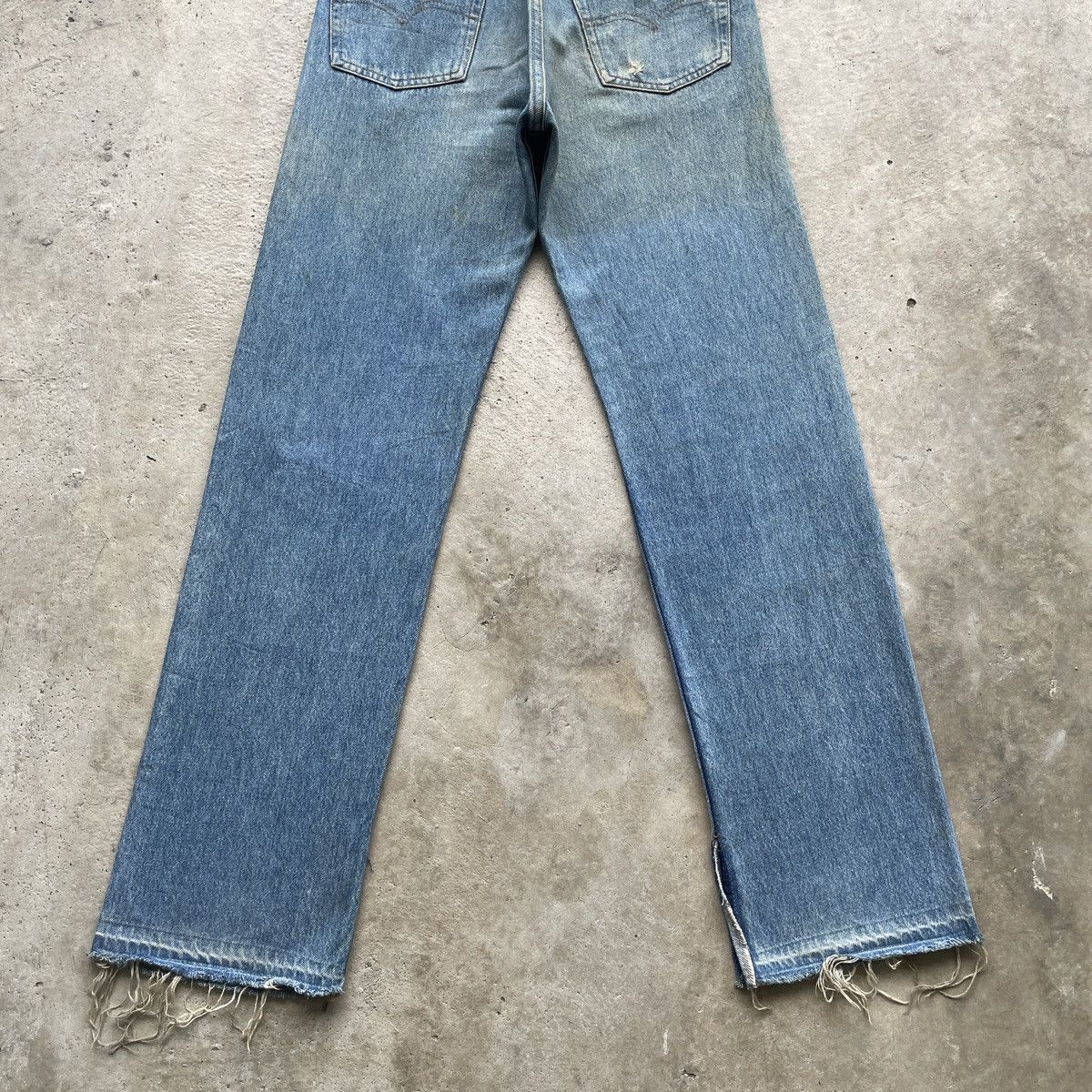 Levi's Vintage Clothing 1990s Levi’s 501 USA Jeans Release Hem Faded Pants W29 Size US 29 - 16 Thumbnail