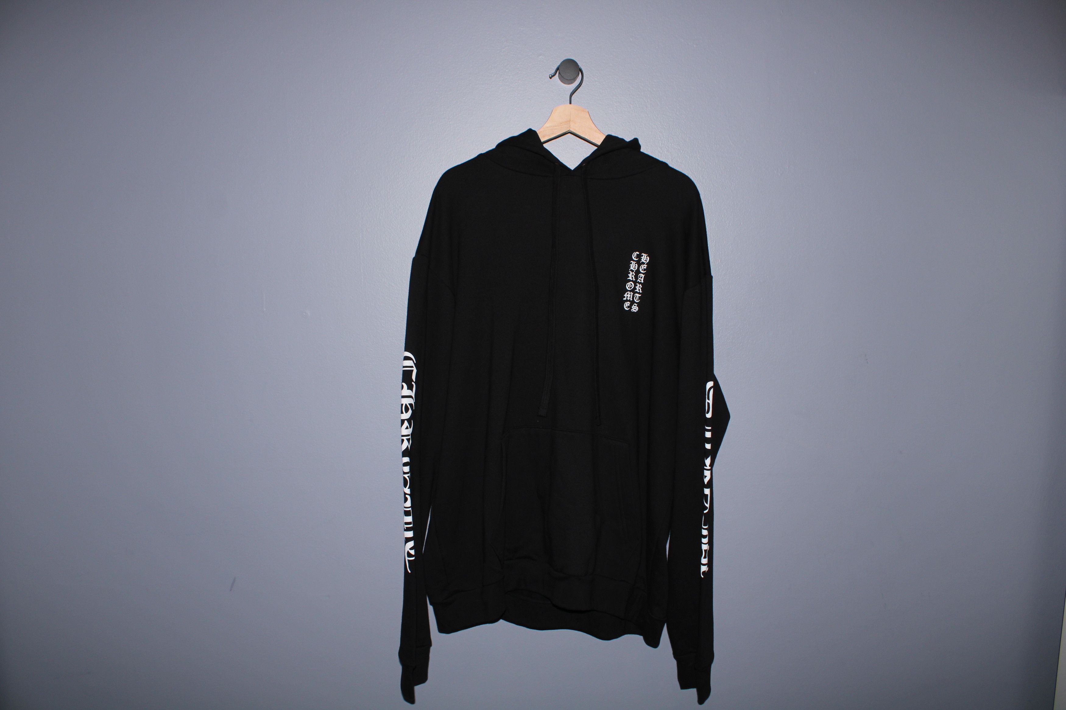 Chrome Hearts CHROME HEARTS VERTICAL LOGO CLASSIC HOODIE Size US XL / EU 56 / 4 - 1 Thumbnail