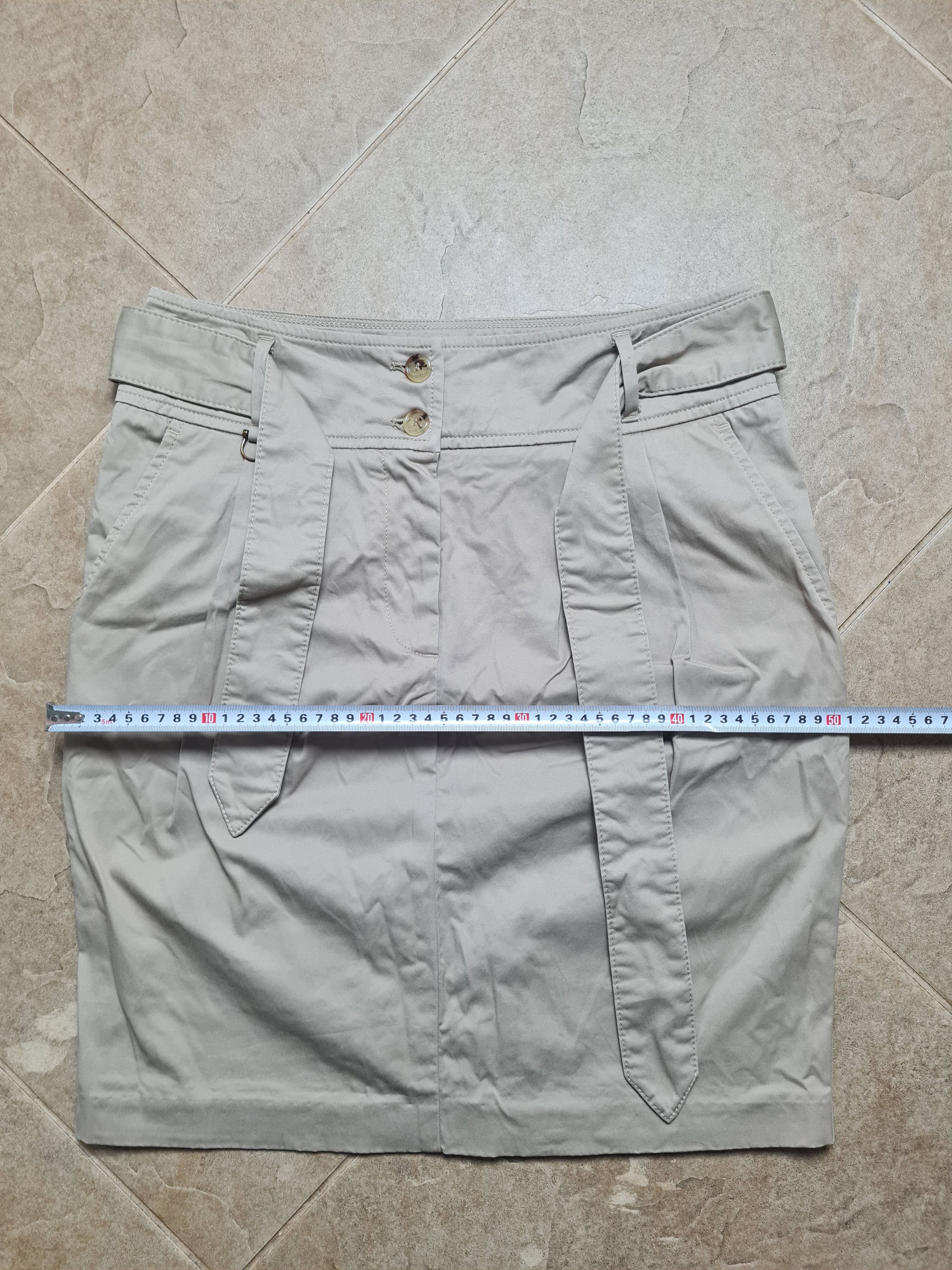 Burberry Trench Skirt Burberry Pleated Belt Buttons Classic Luxury Size 30" / US 8 / IT 44 - 3 Thumbnail