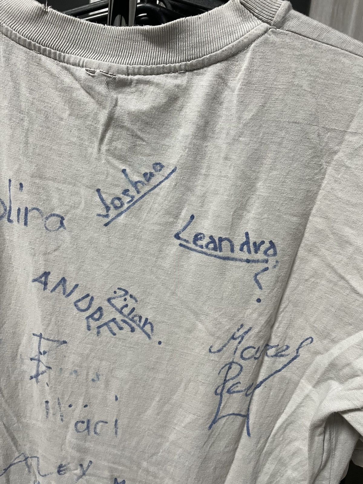 Vintage Vintage 90s Asterix & Obelix Cartoon Tee Signed Rare Y2K Size US L / EU 52-54 / 3 - 7 Thumbnail