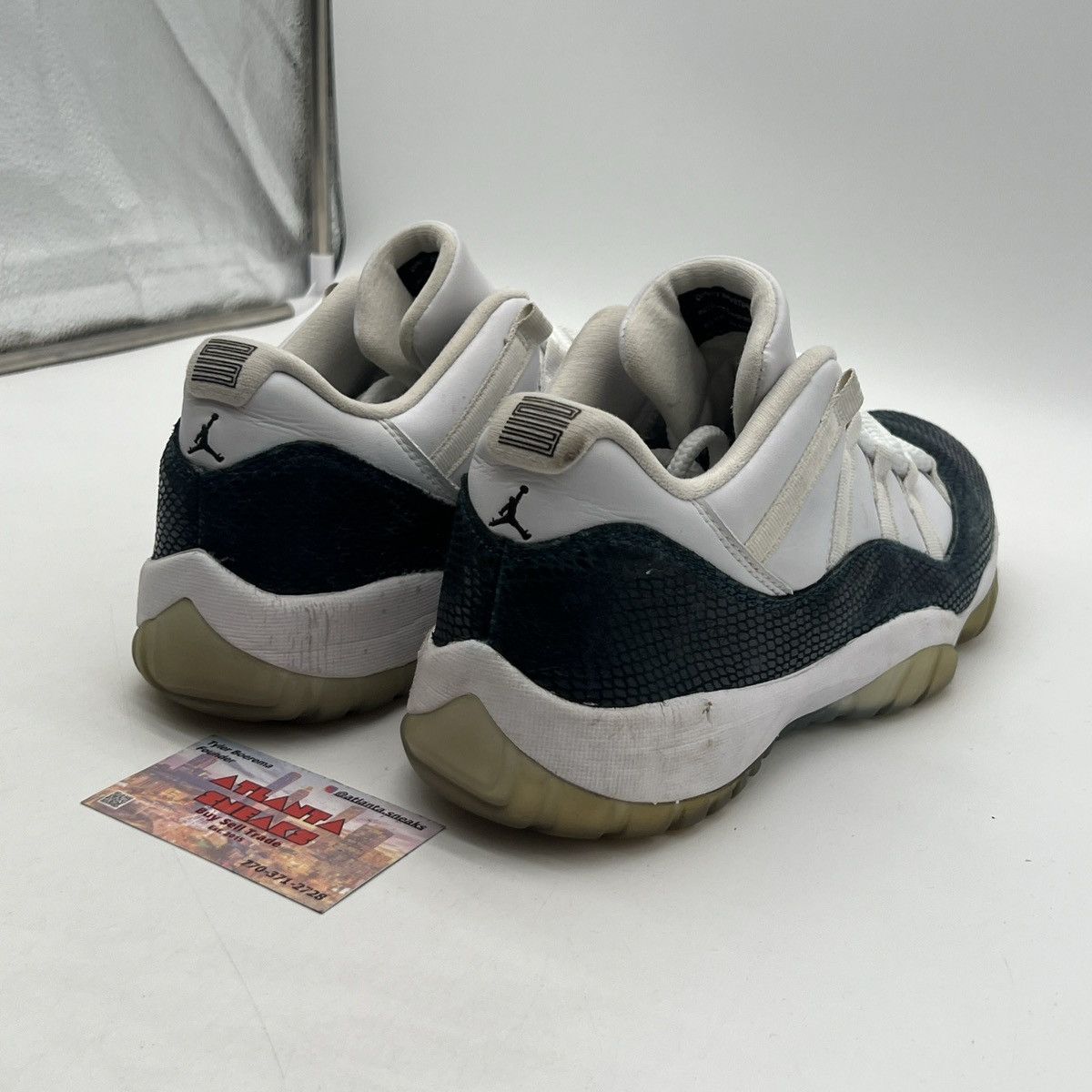 Air Jordan 11 low navy snakeskin