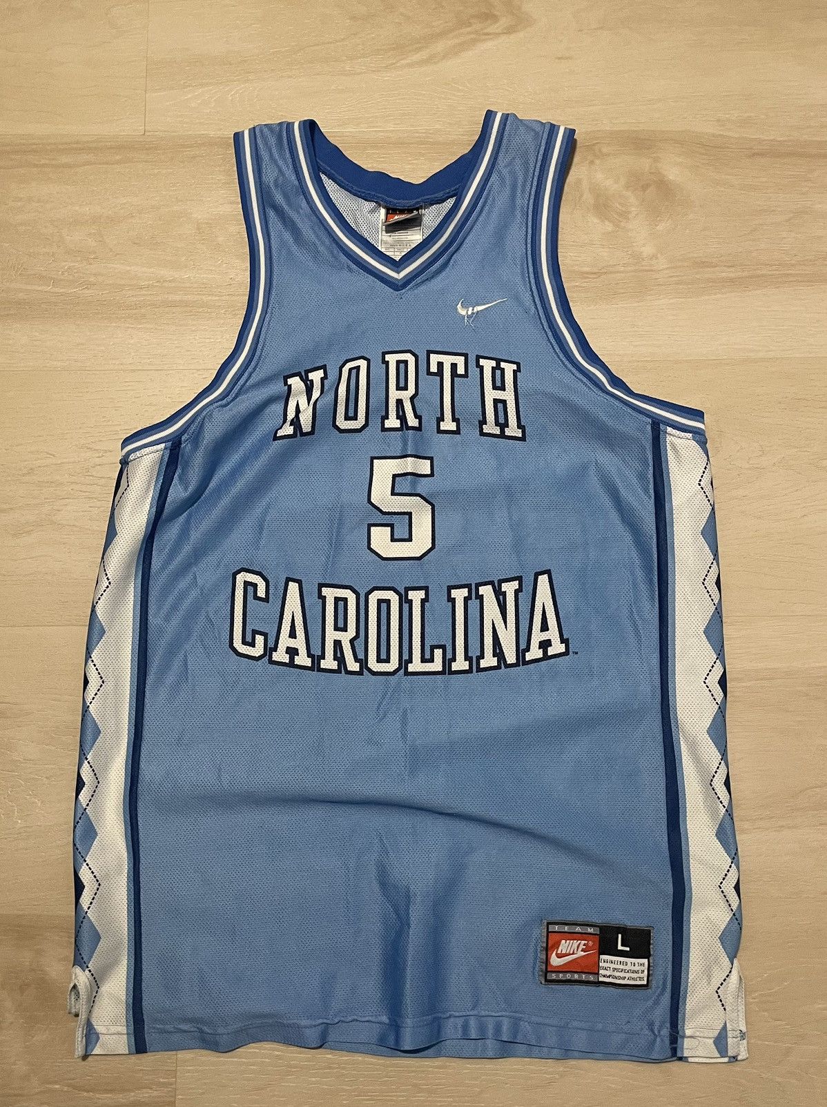 Nike × Vintage Vintage 90’s Nike UNC Basketball Jersey Size US L / EU 52-54 / 3 - 1 Thumbnail