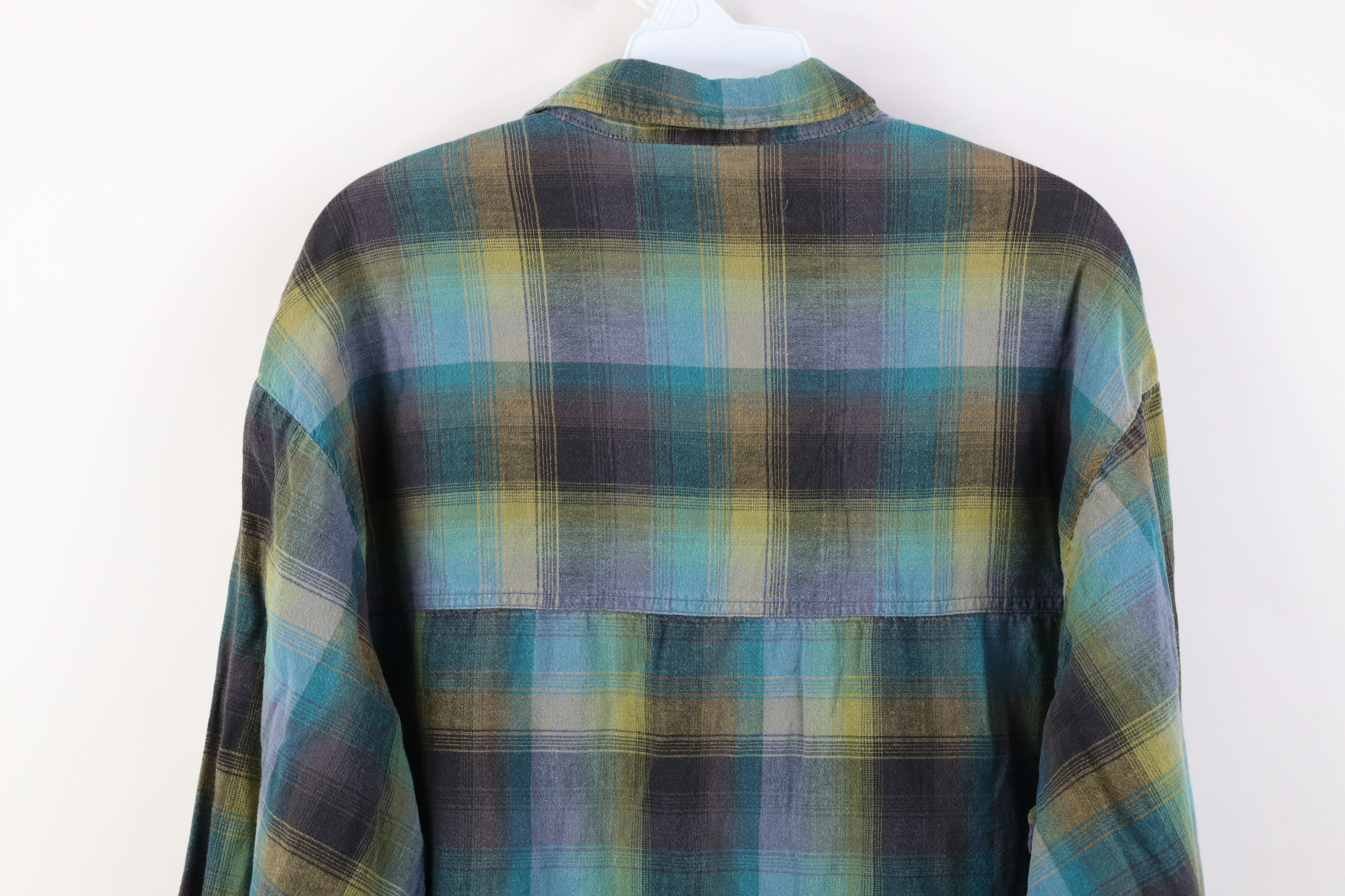 Vintage Vintage 90s IOU Flannel Madras Plaid Collared Button Shirt Size US L / EU 52-54 / 3 - 10 Thumbnail