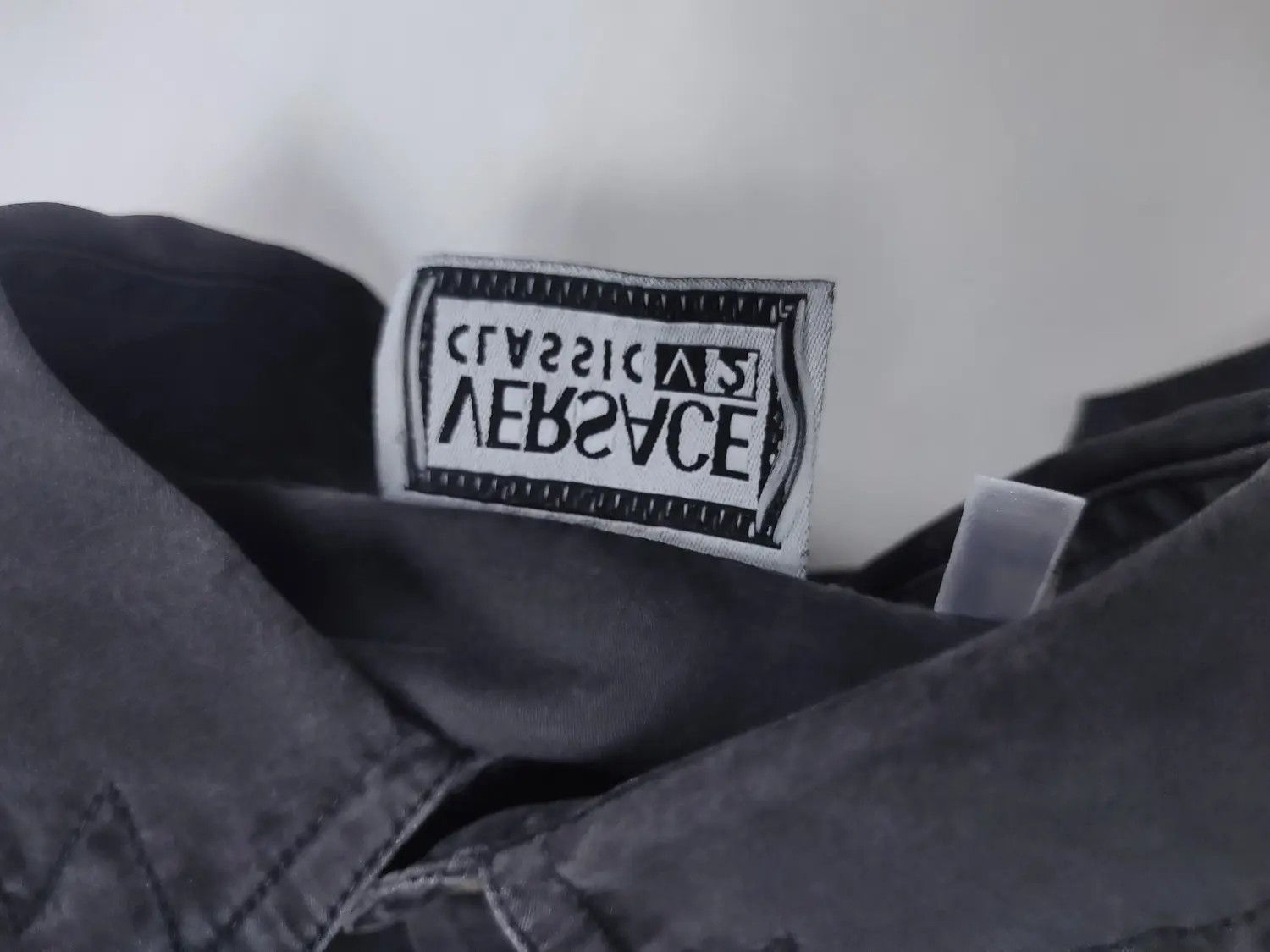 Versace × Versace Jeans Couture × Vintage Versace Classic V2 Faded shirt Size US M / EU 48-50 / 2 - 14 Thumbnail