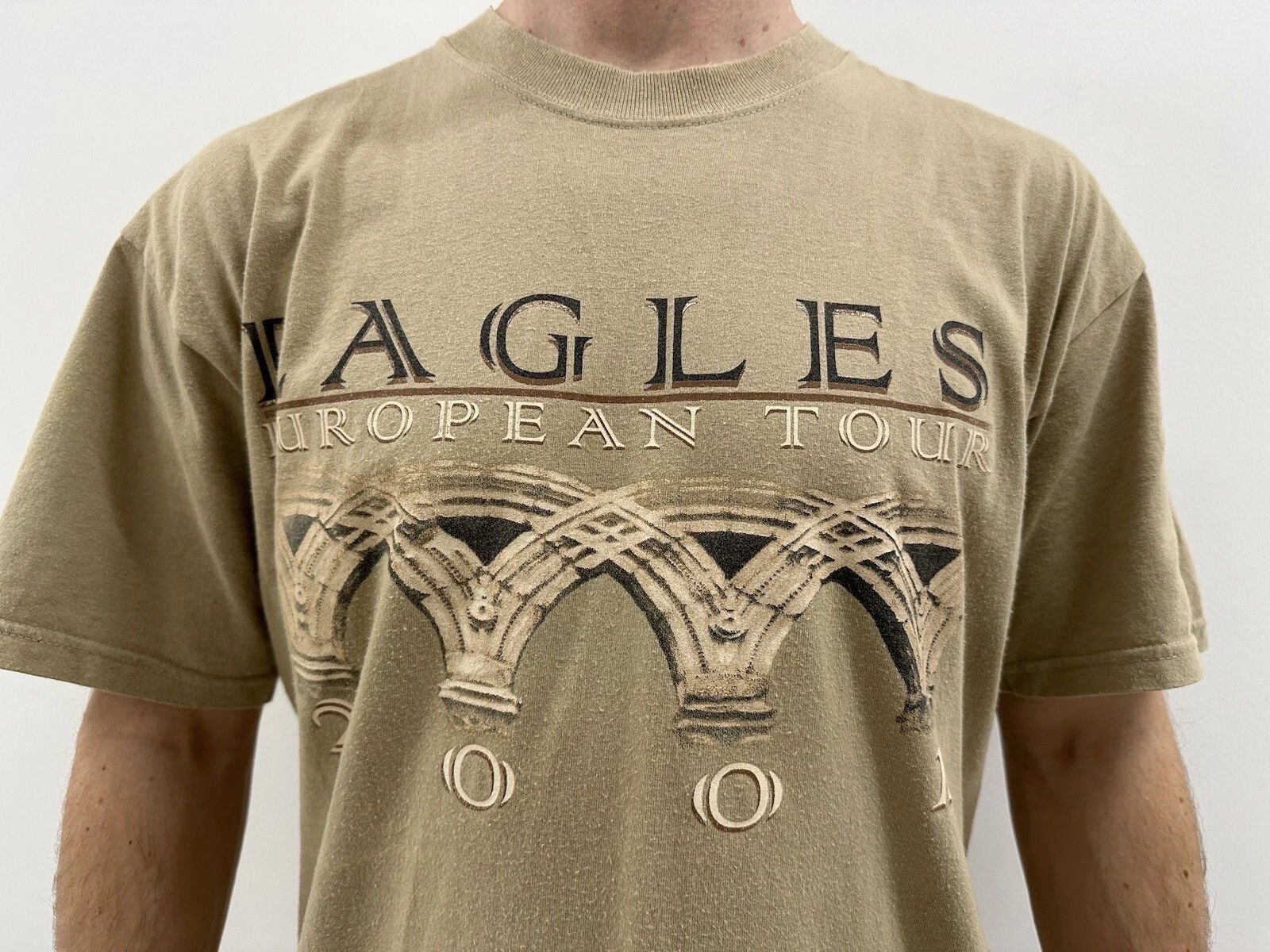 Other VINTAGE EAGLES EUROPEAN TOUR 2001 CONCERT SHIRT BAND 2000s Size US L / EU 52-54 / 3 - 4 Thumbnail