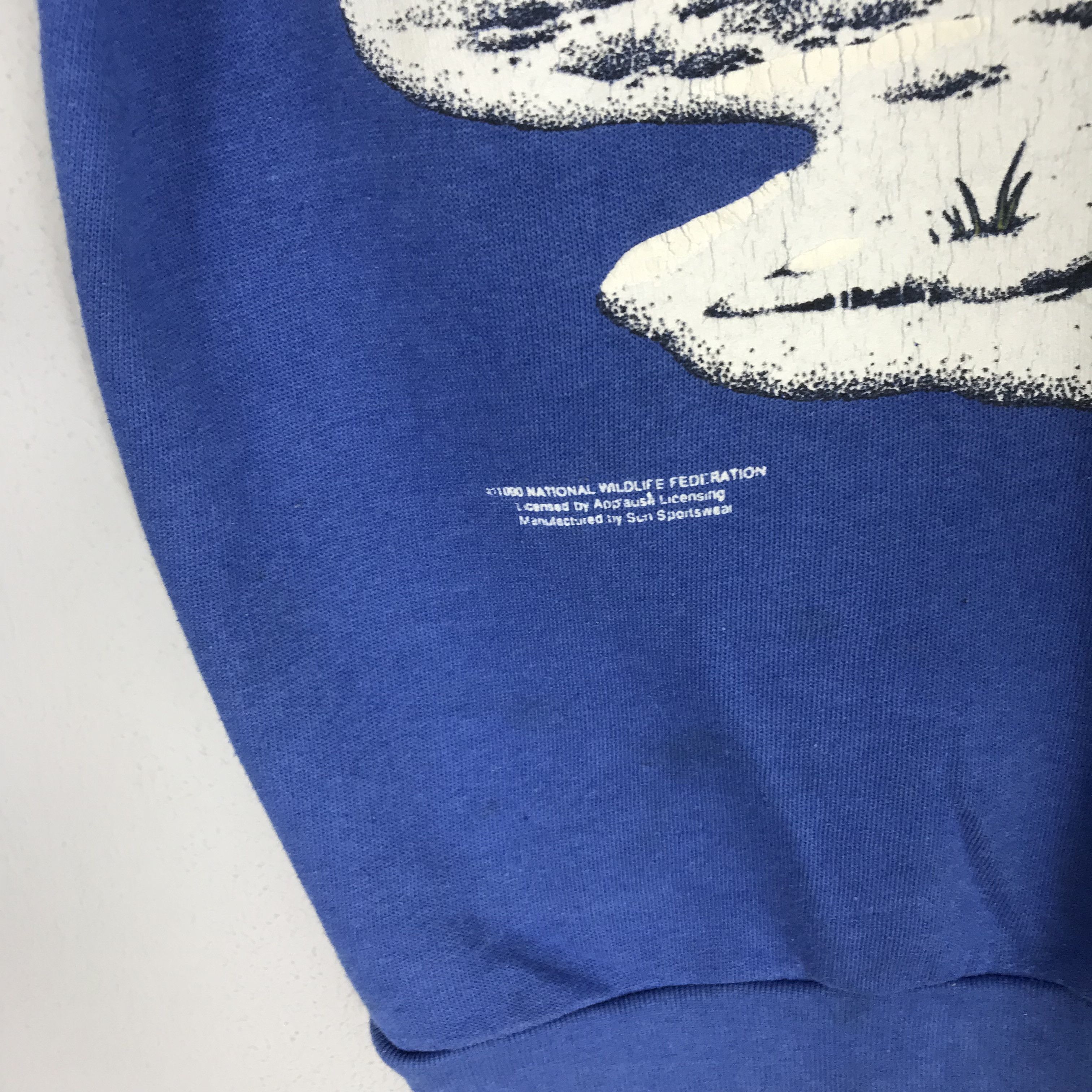 Vintage Vintage 90s Grey Wolf Animal Wildlife Blue Sweatshirt - 434 Size US XL / EU 56 / 4 - 7 Thumbnail