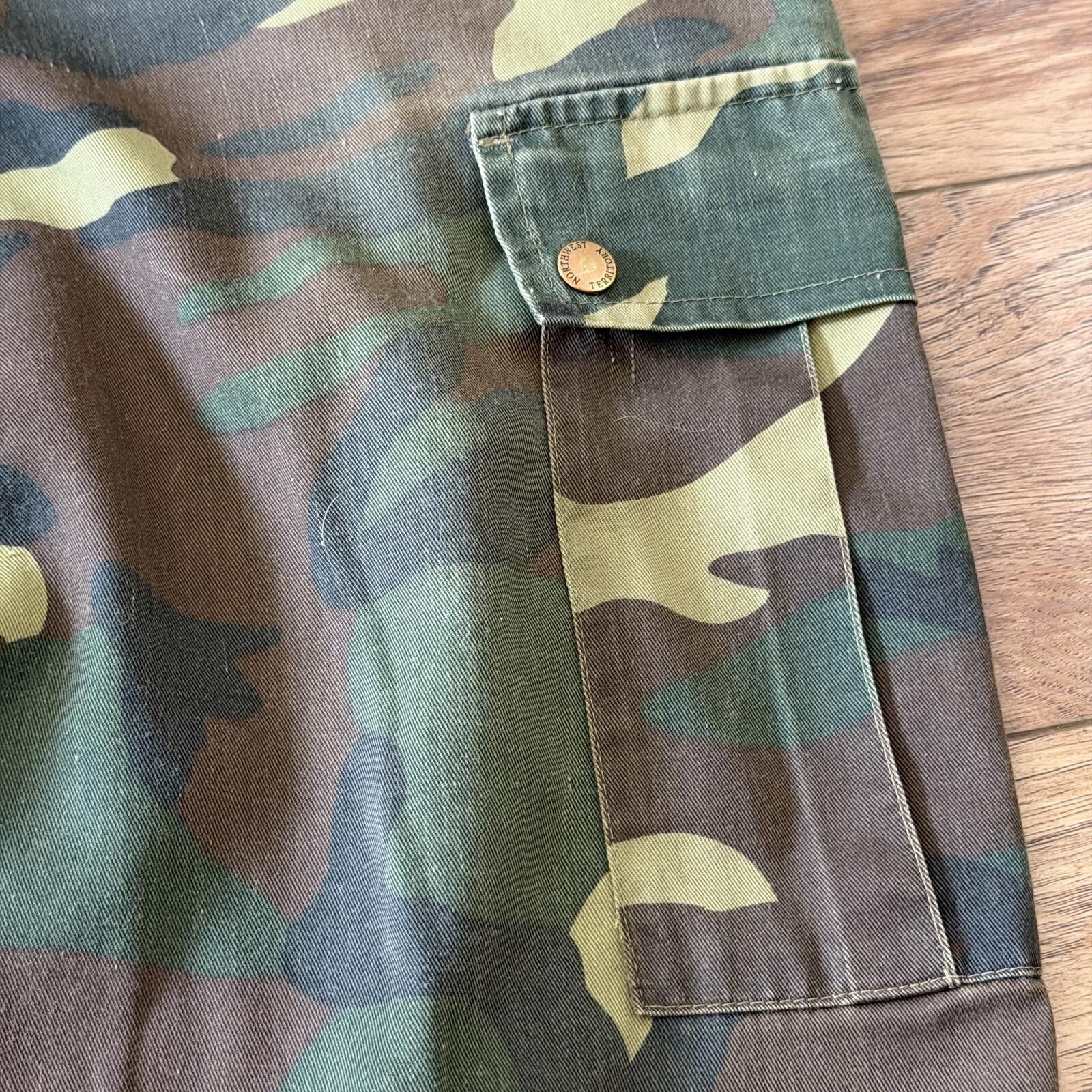 Northwest Territory Vintage 90s Northwest Territory Woodland Camo Cargo Pants Size US 36 / EU 52 - 12 Thumbnail