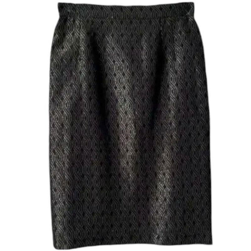 Fendi FENDI Black Knee-Length Skirt, M/US6/IT42 SRP: $1000 Size 28" / US 6 / IT 42 - 2 Thumbnail