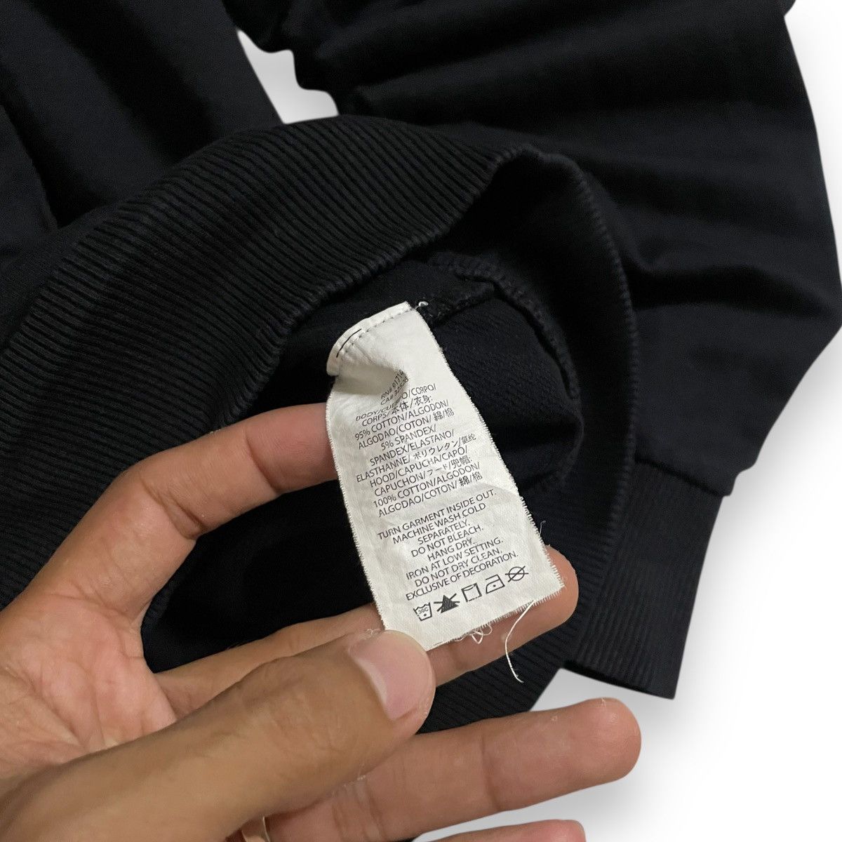 If Six Was Nine Vintage Black Armani Exchange AX Zipper Hoodie Bondage Size US L / EU 52-54 / 3 - 8 Thumbnail