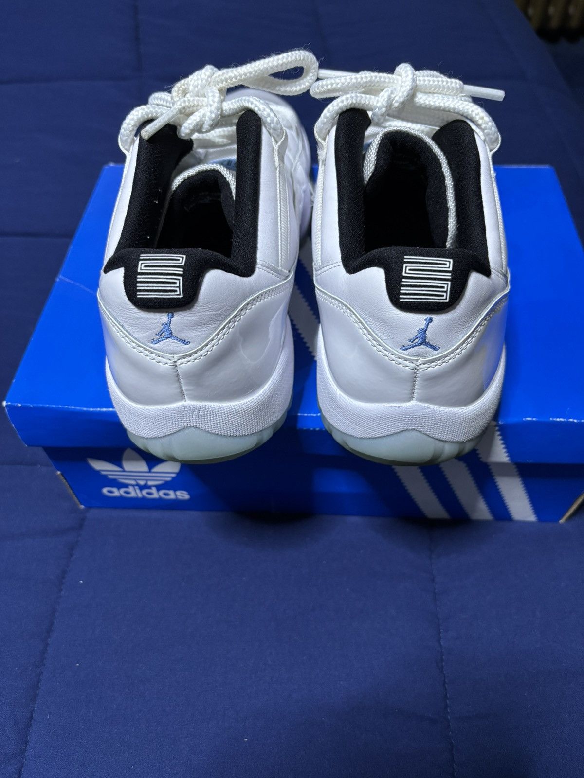 Jordan Brand Jordan 11 Retro Low Legend Blue 2021 Size 9.5 Size US 9.5 / EU 42-43 - 5 Thumbnail