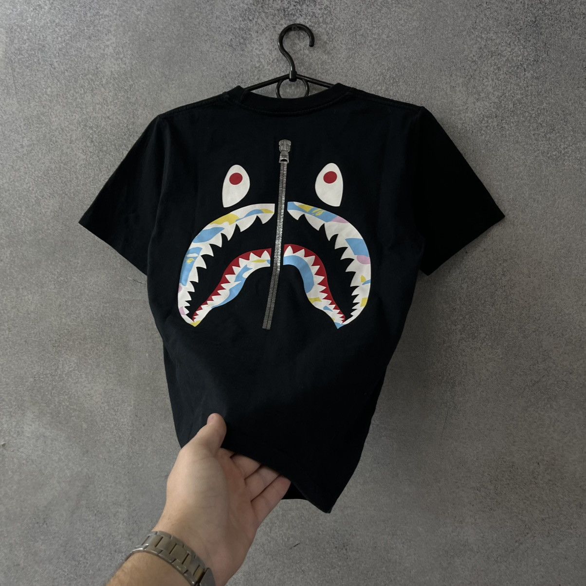 Bape Bape T-Shirt big logo Shark Black Size XS / US 0-2 / IT 36-38 - 3 Thumbnail