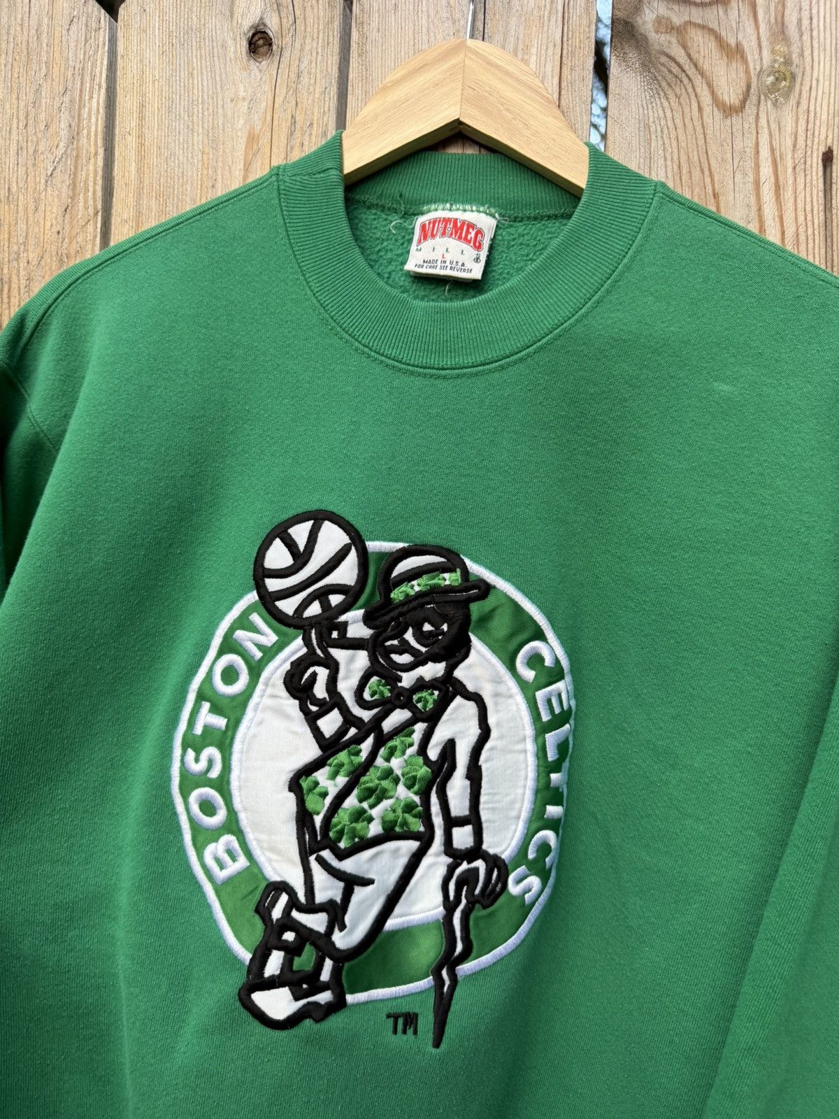 Nutmeg Vintage Nutmeg Mills Boston Celtics Crewneck Men Large 90s Size US L / EU 52-54 / 3 - 2 Thumbnail