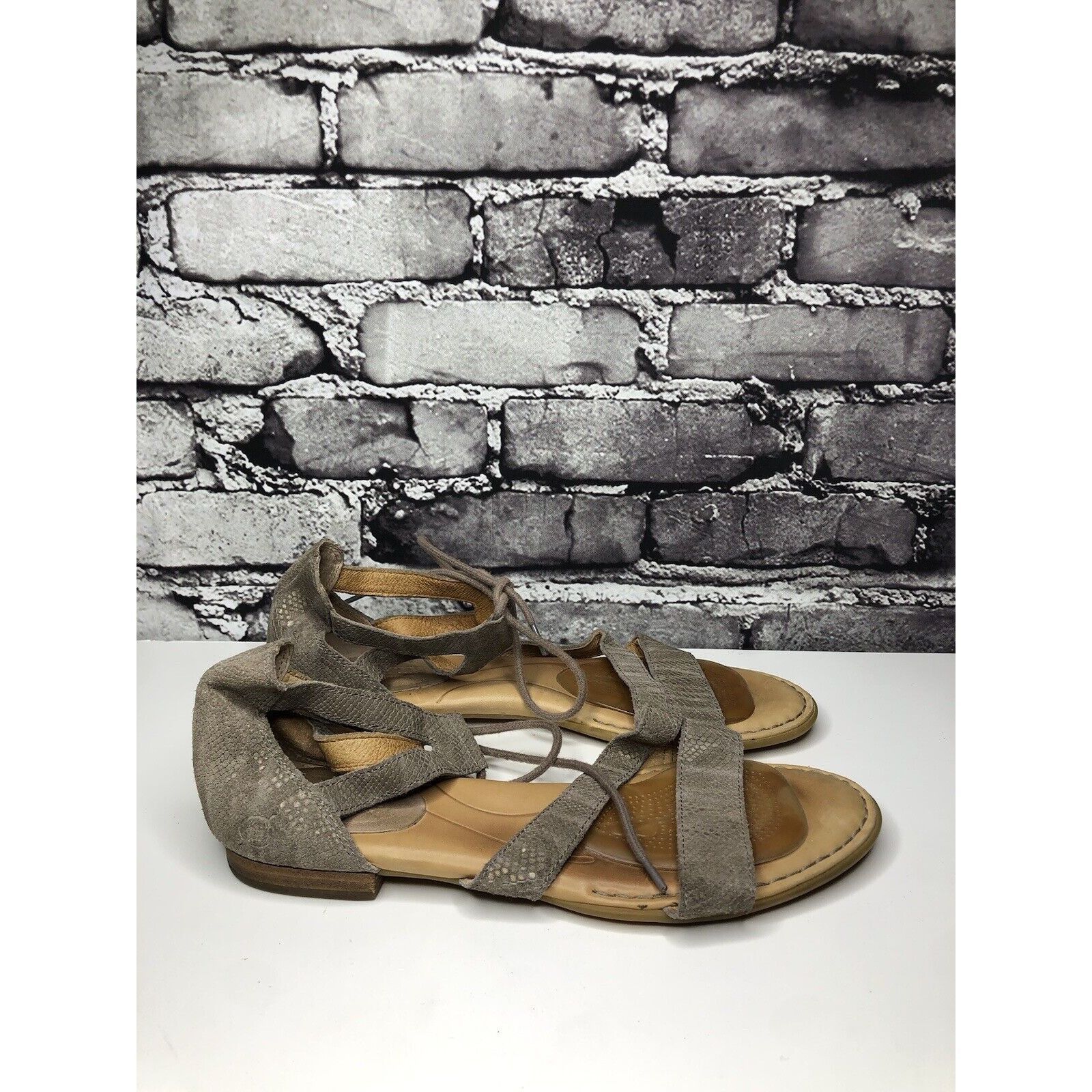 Born Born Gray Leather Ankle Snake Print Leather Lace Flats Sanda Size US 8.5 / IT 38.5 - 18 Thumbnail