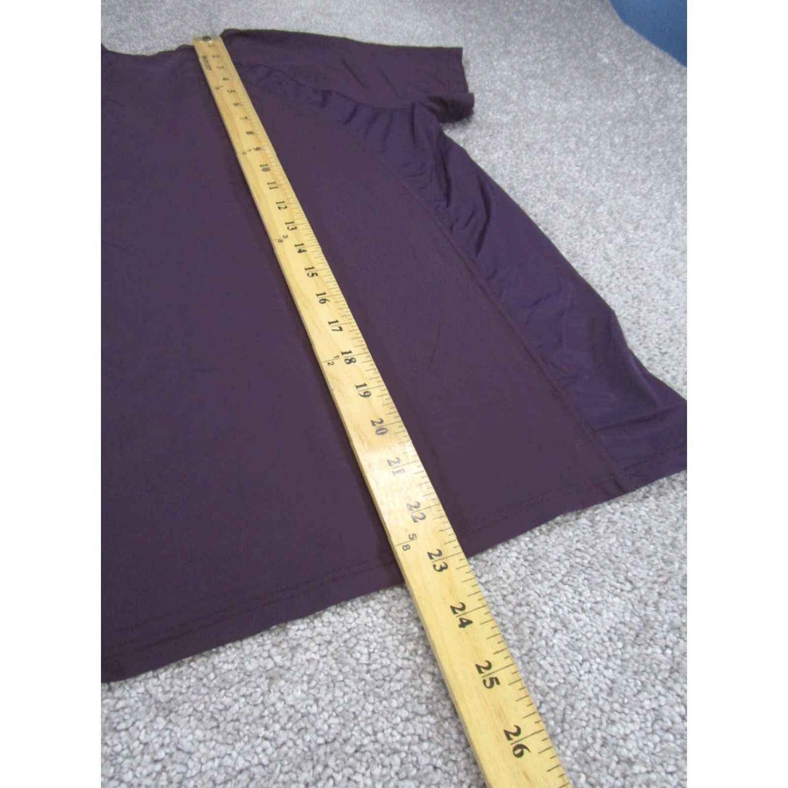 Athleta VINTAGE Athleta Shirt Womens XS Ultimate Hybrid Tee Purple Short Sleeve Size XS / US 0-2 / IT 36-38 - 4 Thumbnail