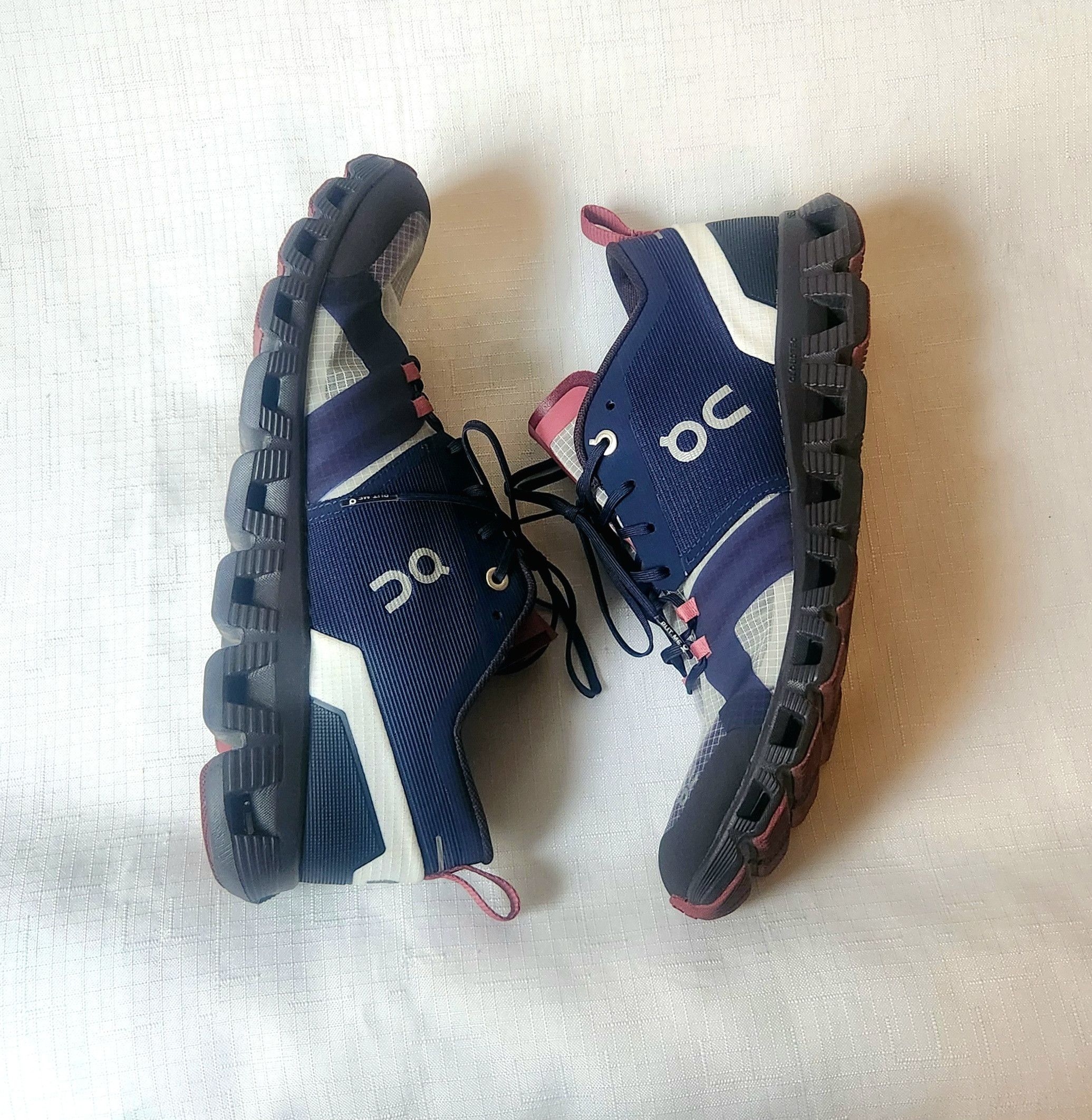 On On Cloud X Shift Swiss Sneakers Women's SZ 9.5 Navy Size US 9.5 / IT 39.5 - 8 Thumbnail