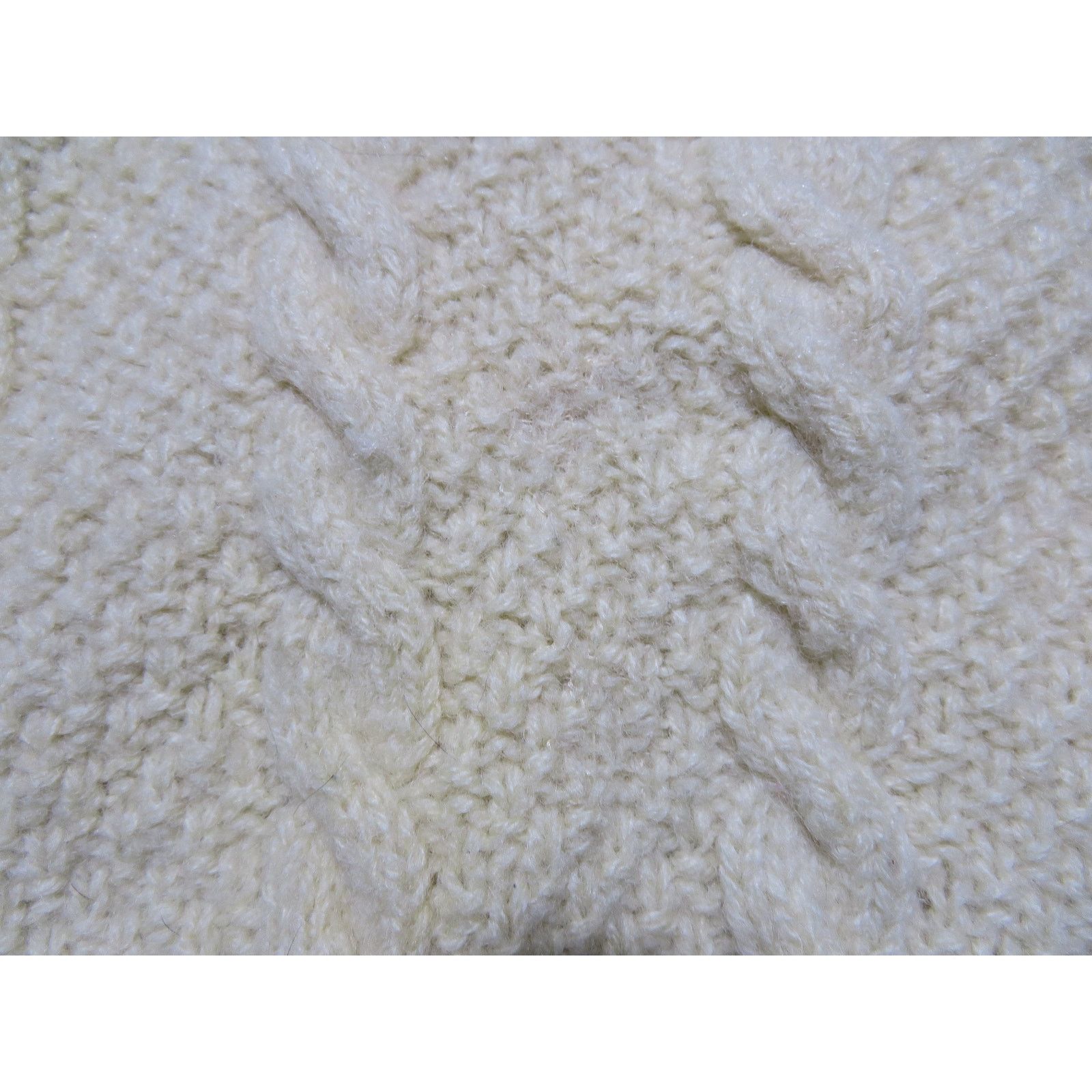 Embassy Row Embassy Row Cricket Sweater V-Neck Cable-Knit Beige M 1990s Size US M / EU 48-50 / 2 - 4 Thumbnail