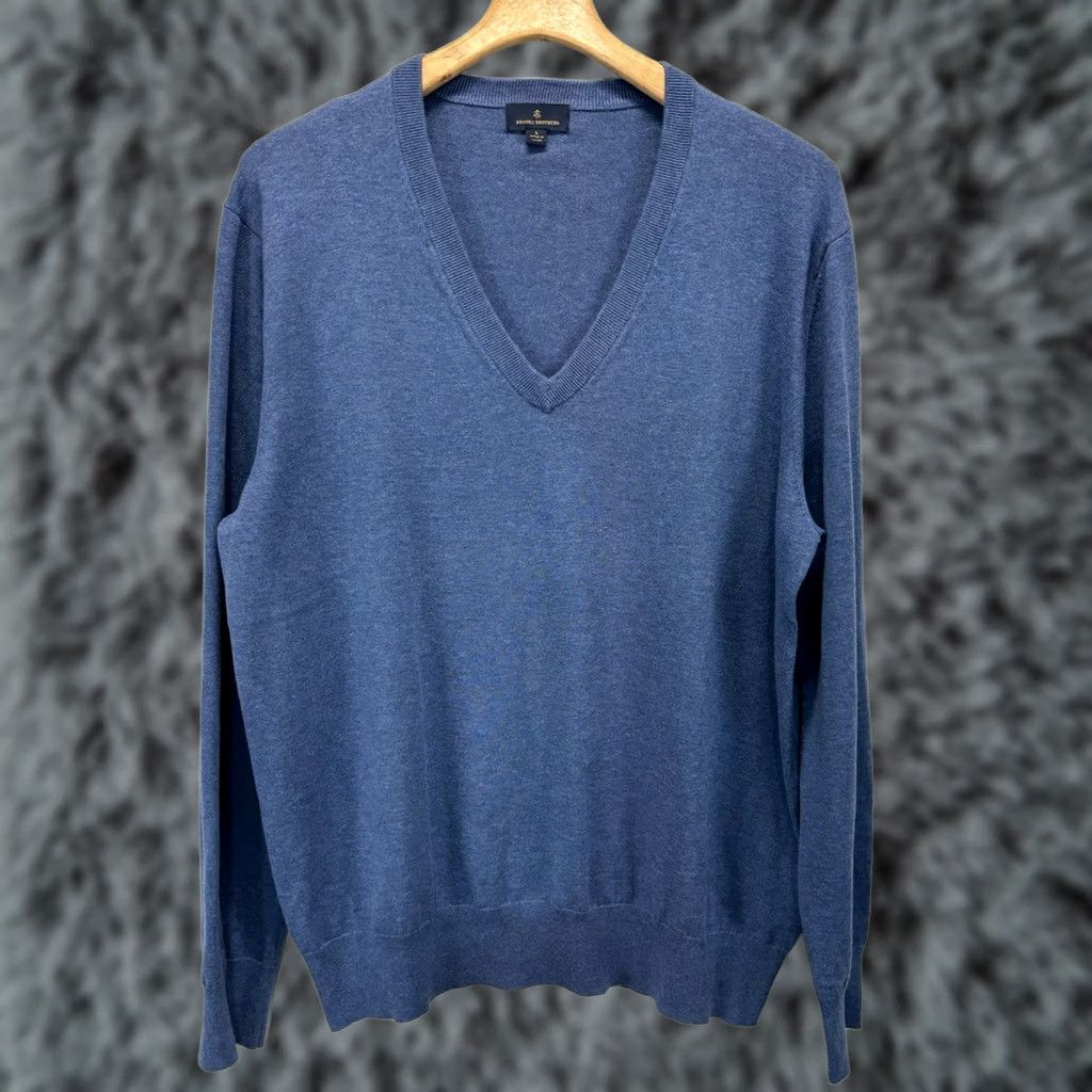 Brooks Brothers Brooks Brothers Cotton Vneck Sweater Men L Blue Vneck Preppy Resort Wear Pullover Knit Long Sleeve Solid Tight-Knit Casual Business Travel Mens Size US L / EU 52-54 / 3 - 1 Thumbnail