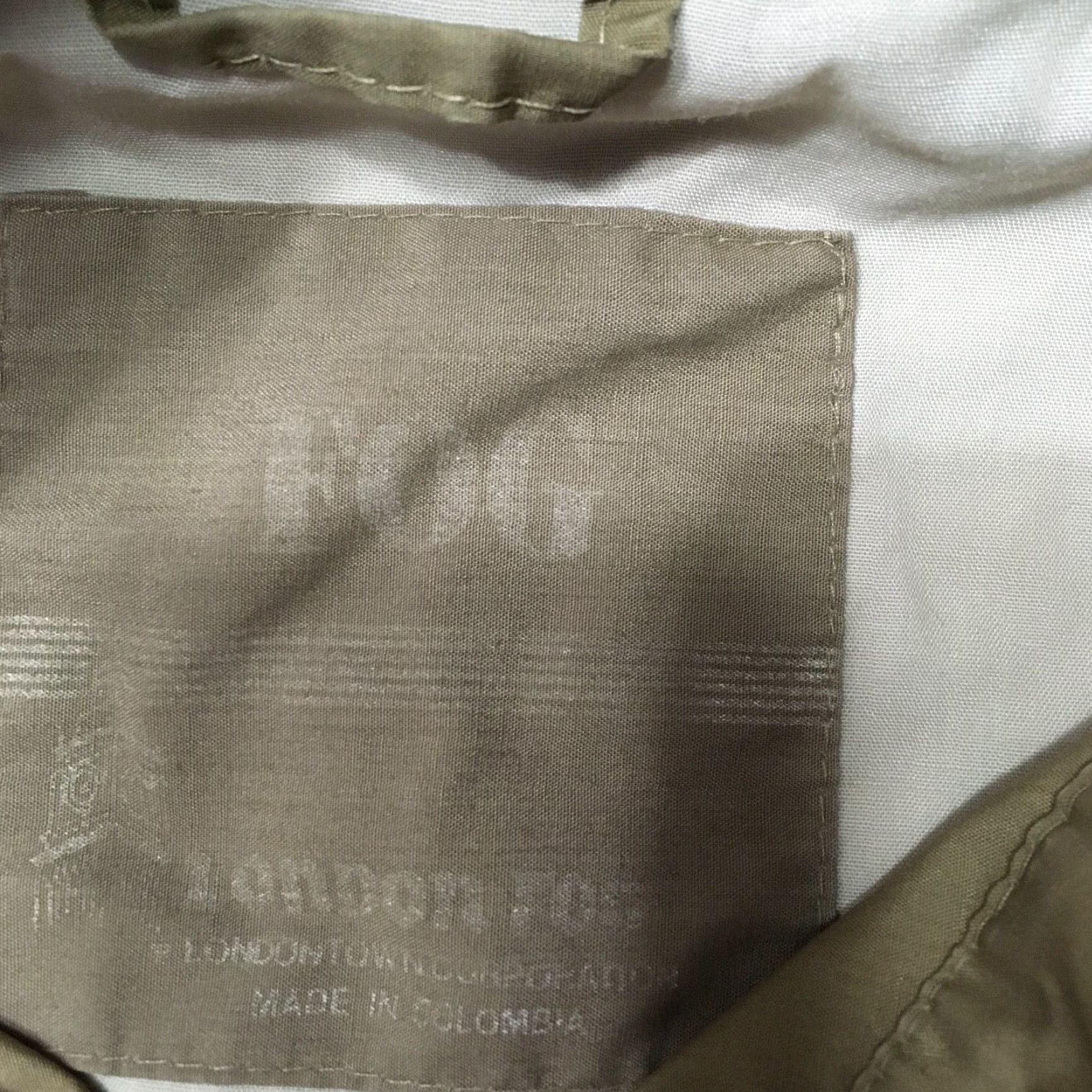 London Fog VINTAGE London Fog Jacket Mens L Windbreaker Full Zip Lightweight Ivory Heading to 90s or classic style Size US L / EU 52-54 / 3 - 4 Thumbnail