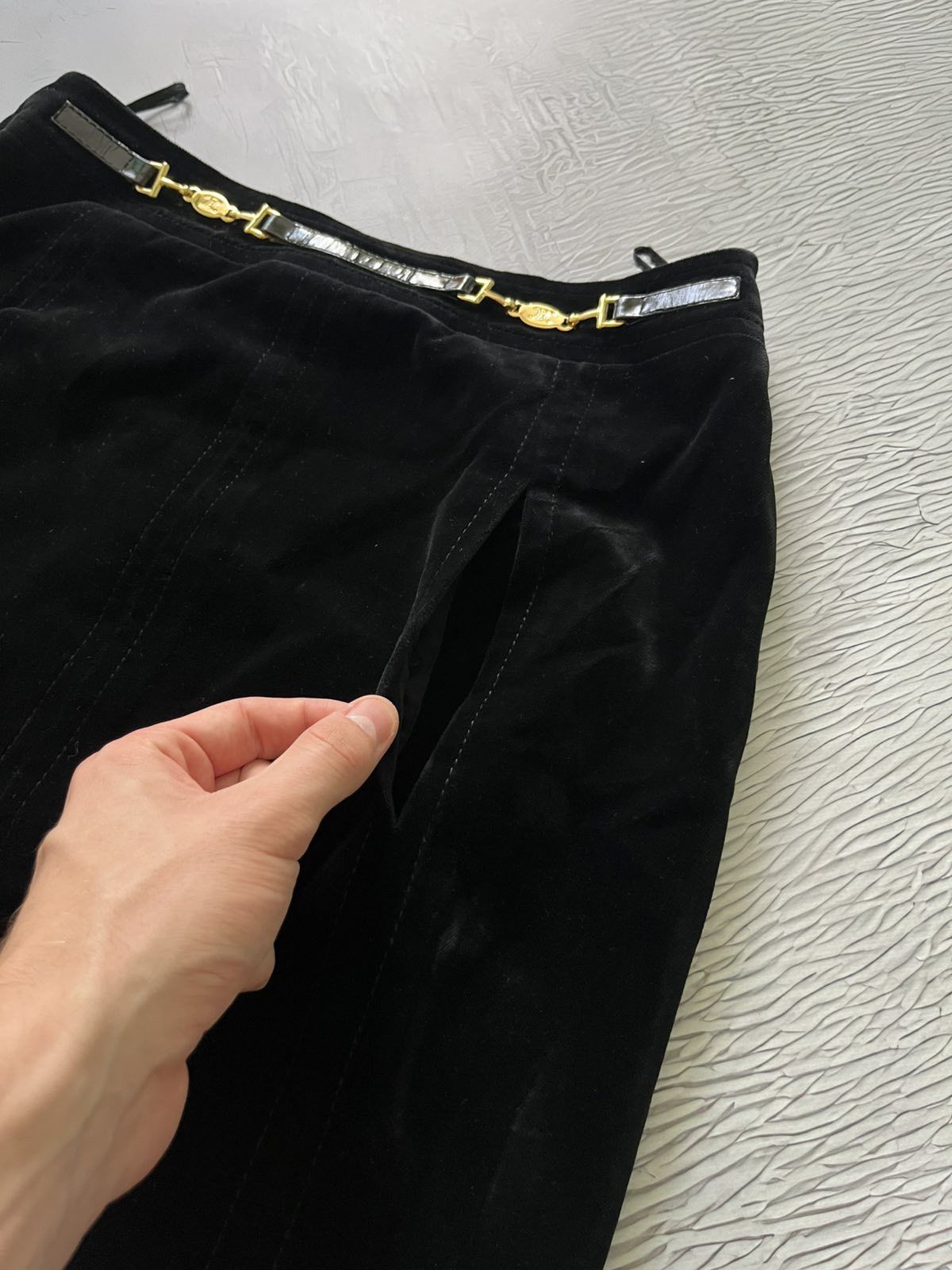 Celine Celine Vintage Luxury Midi Skirts Black Size 30" / US 8 / IT 44 - 2 Thumbnail