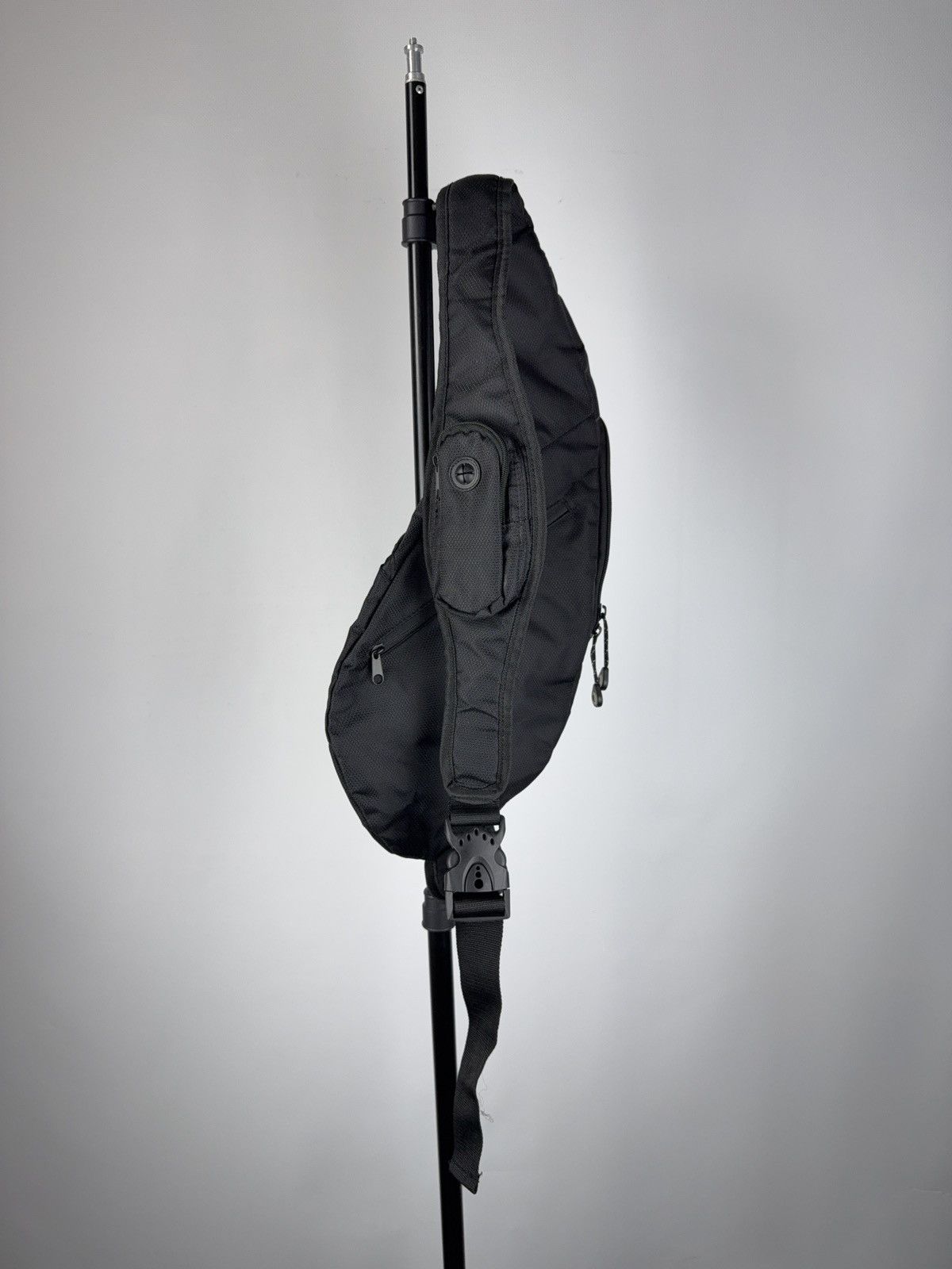 Ferrari × Formula 1 Vintage Ferrari Gear Sling Bag Black Logo Racing Style Size ONE SIZE - 3 Thumbnail