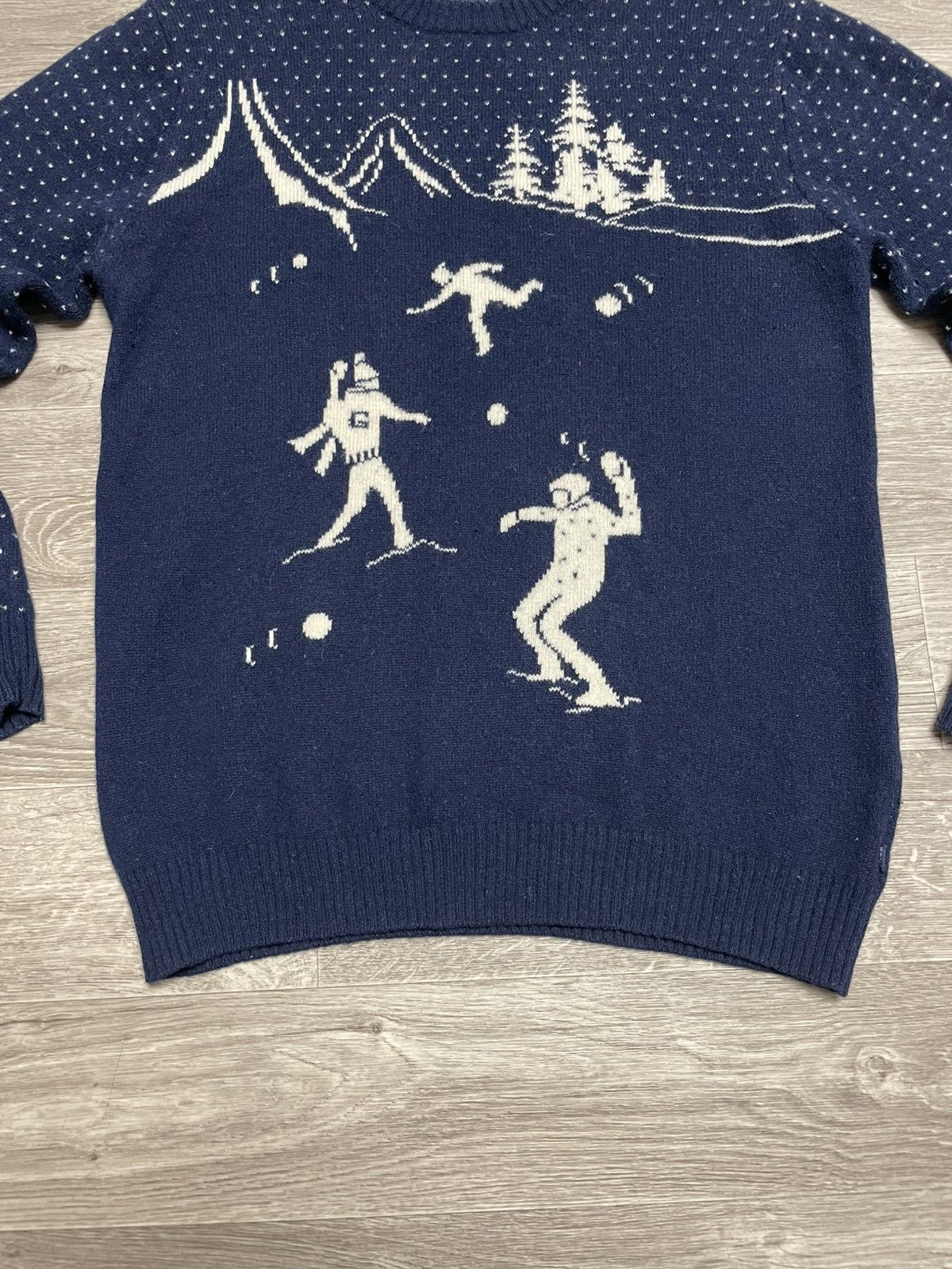 Gant GANT Wool Sweater Snow Scene Vintage Winter Knit Navy Size US XL / EU 56 / 4 - 3 Thumbnail