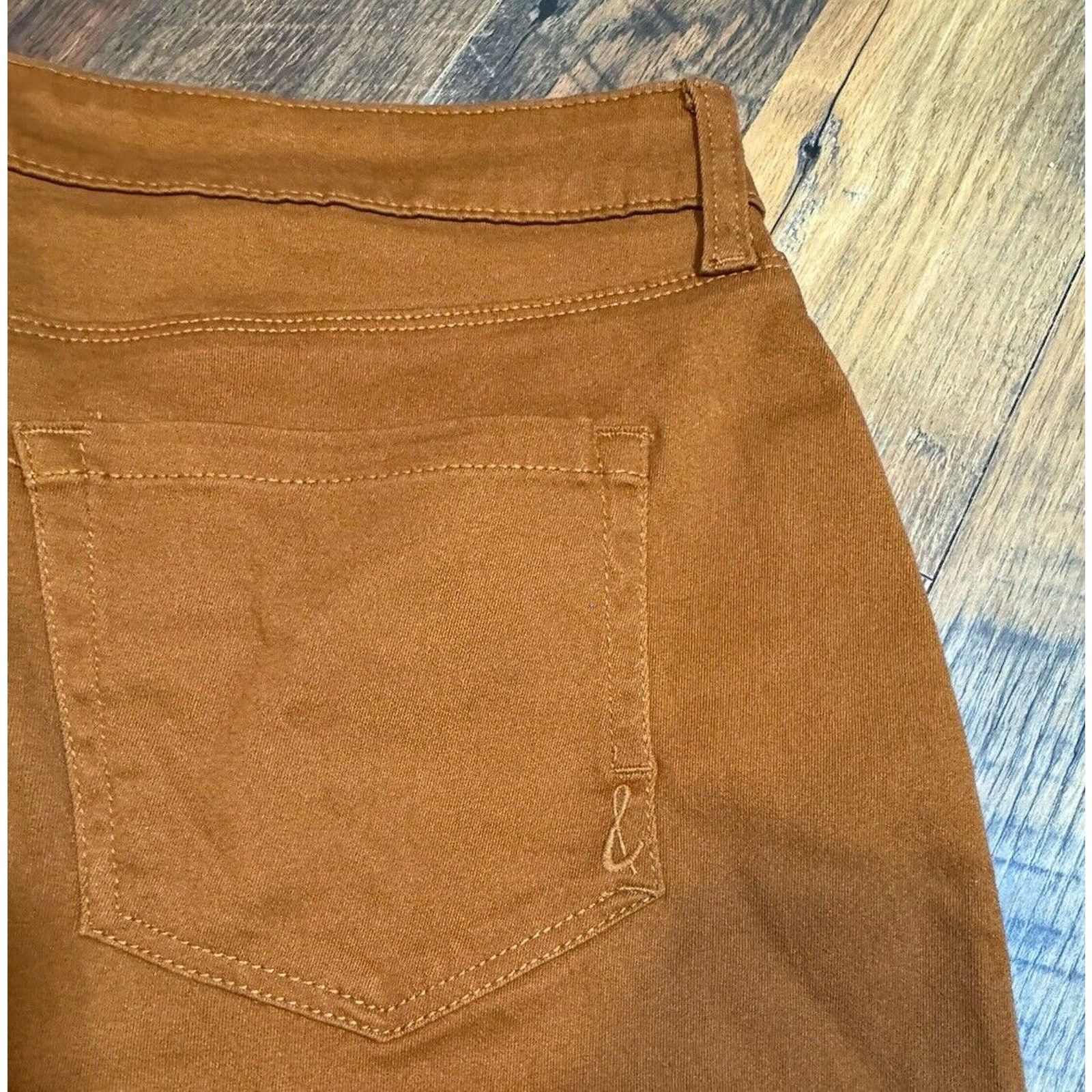 Other Style Co Skinny Mid Rise Tummy Control Jeans Size 10, Size 32" / US 10 / IT 46 - 10 Thumbnail