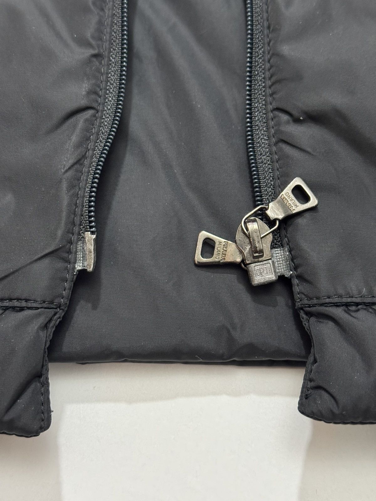 Prada Prada Black Nylon Down Padded light Jacket Size US L / EU 52-54 / 3 - 16 Thumbnail