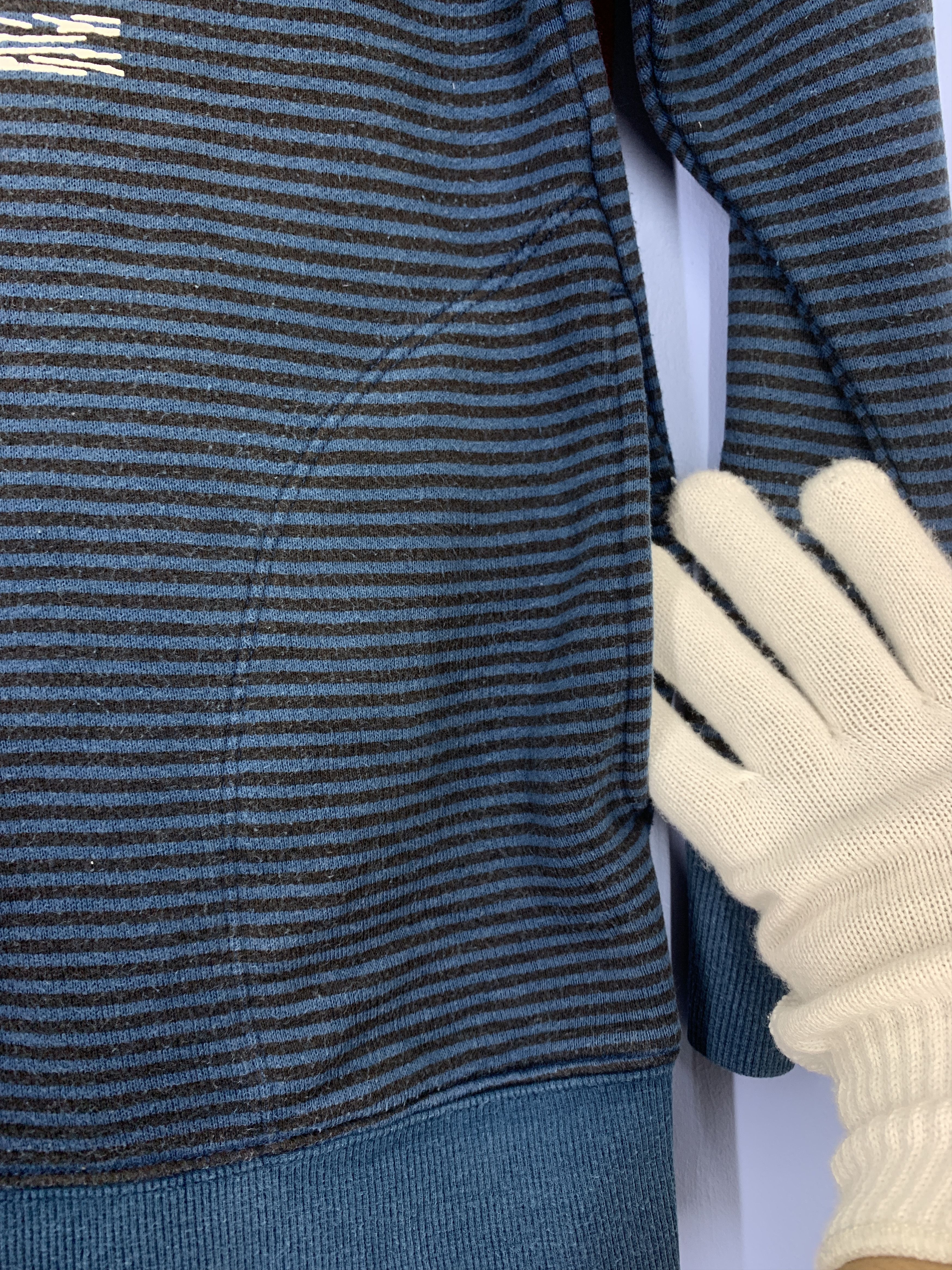 Cartoon Network × Uniqlo PETER RABBIT Stripe Hoodie Pullover #2248/22 Size US S / EU 44-46 / 1 - 4 Thumbnail